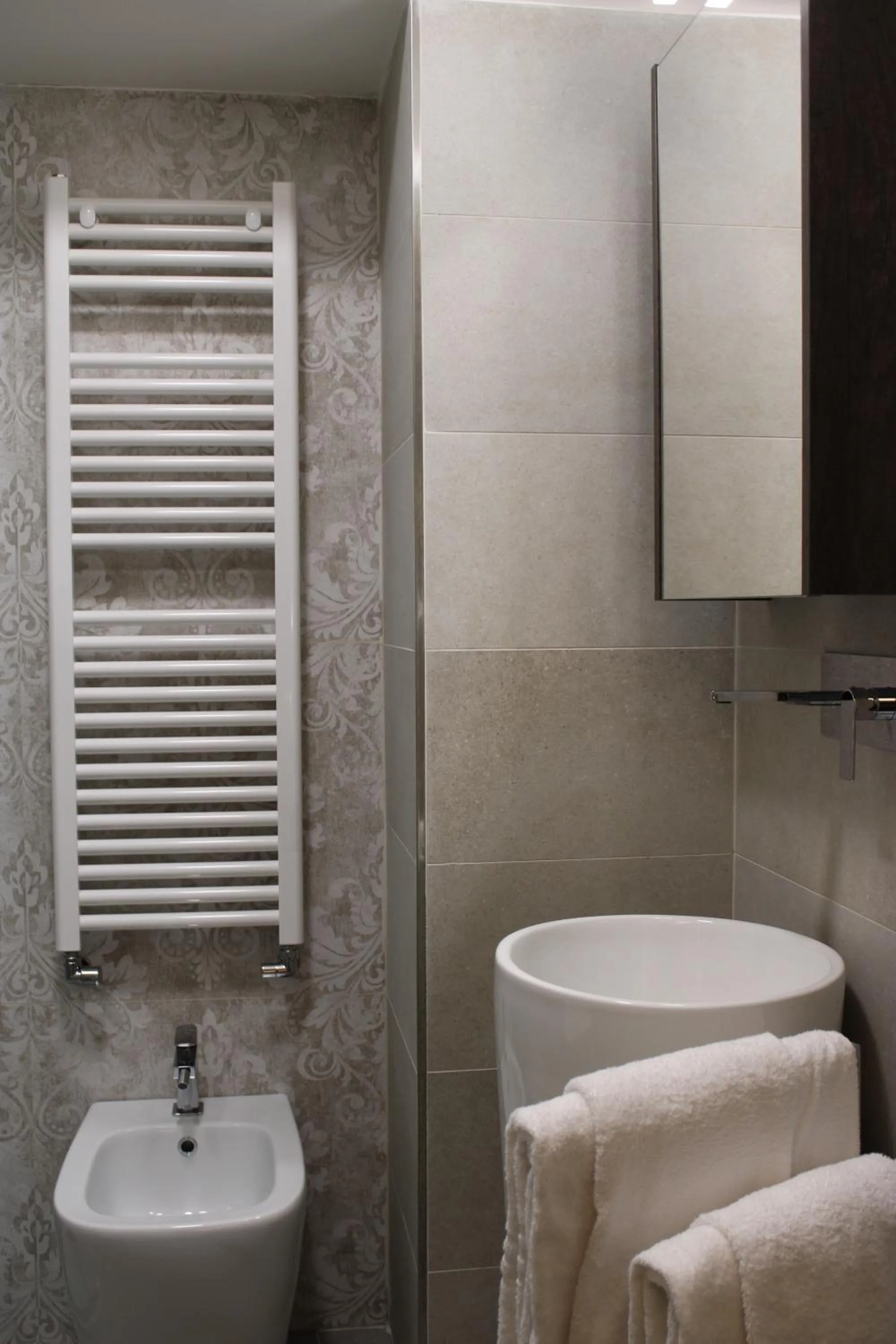 Toilet in Hotel al Graspo de Ua