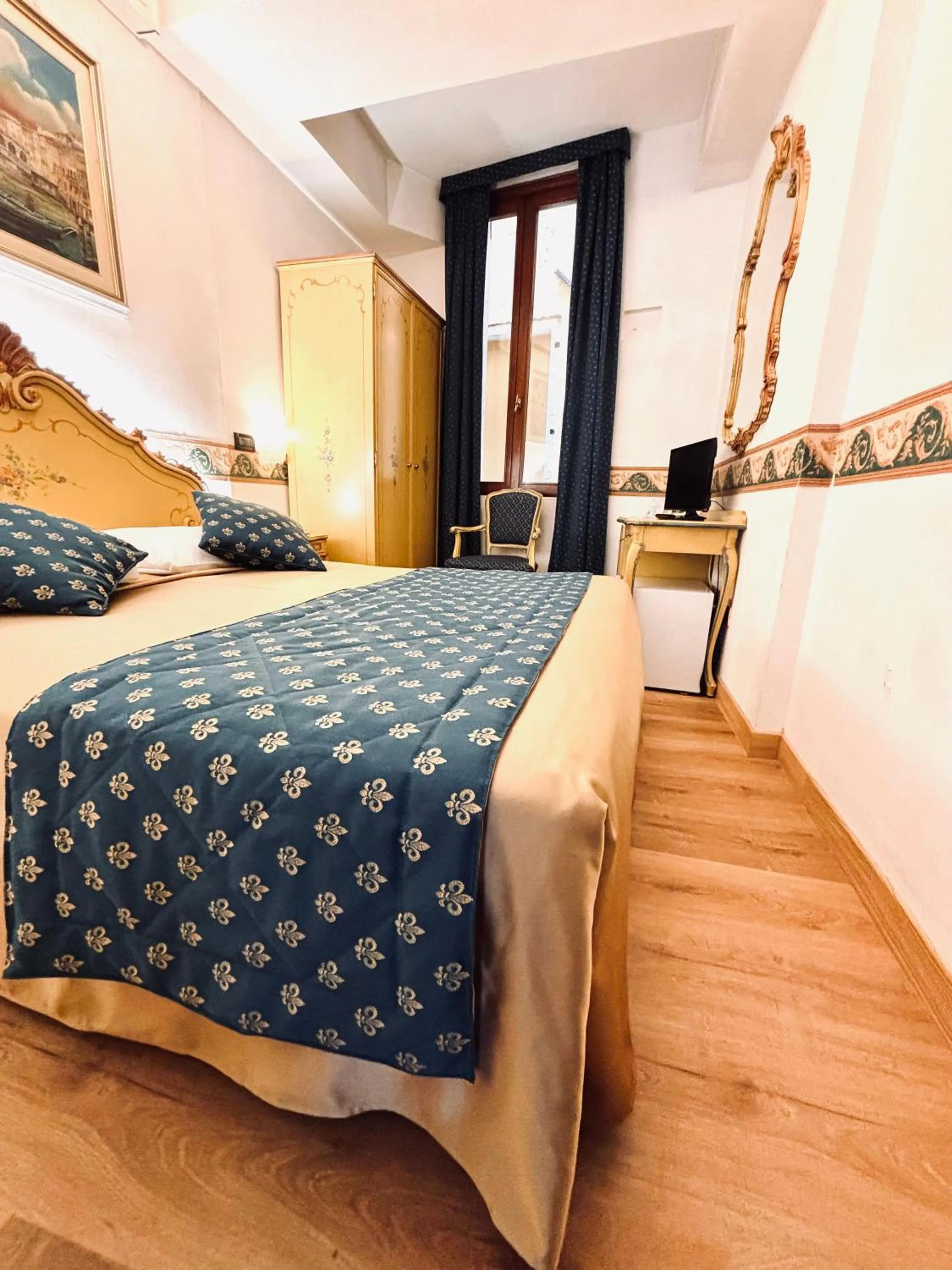 Bed in Hotel al Graspo de Ua