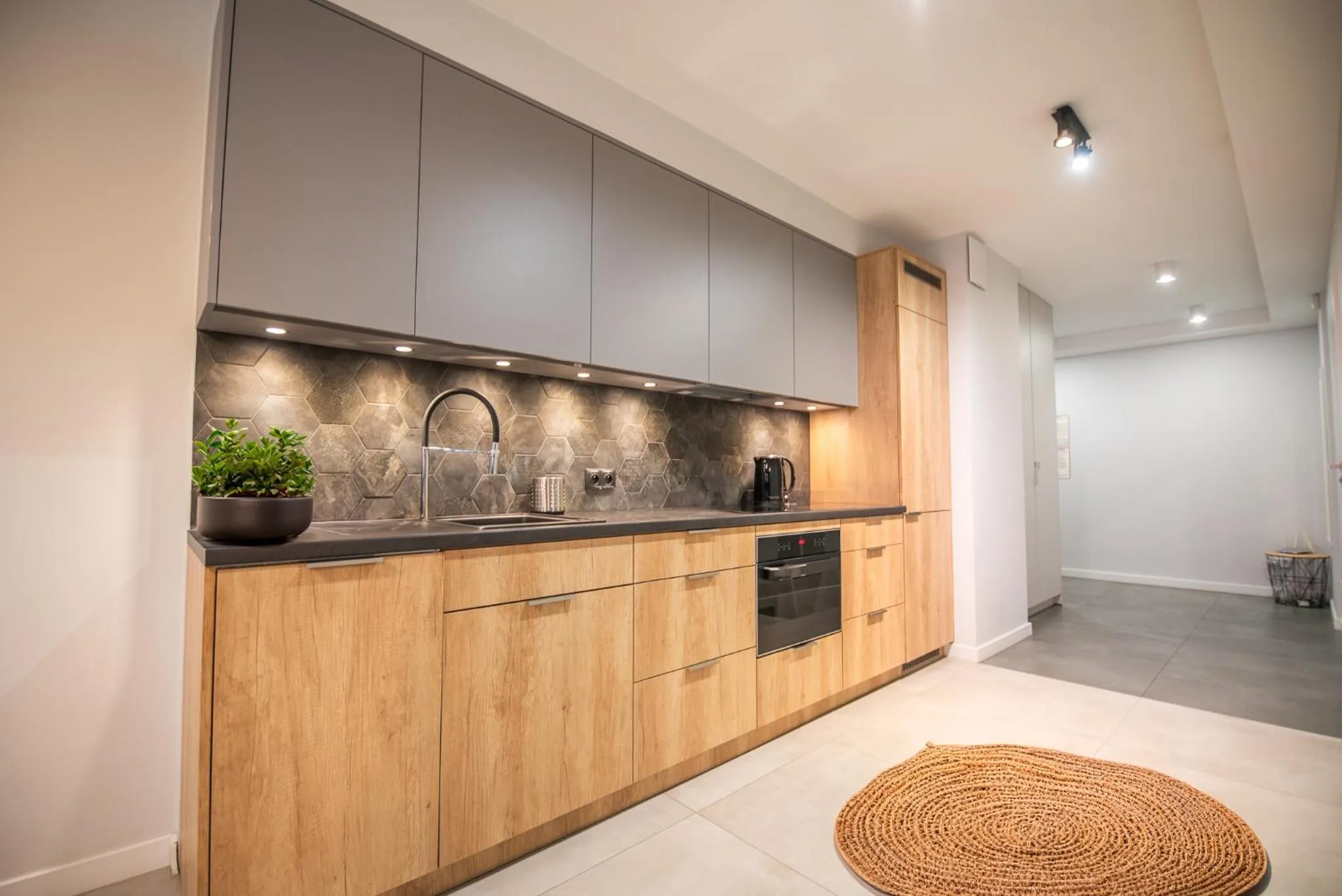 Kitchen or kitchenette in City Lights Kazimierz