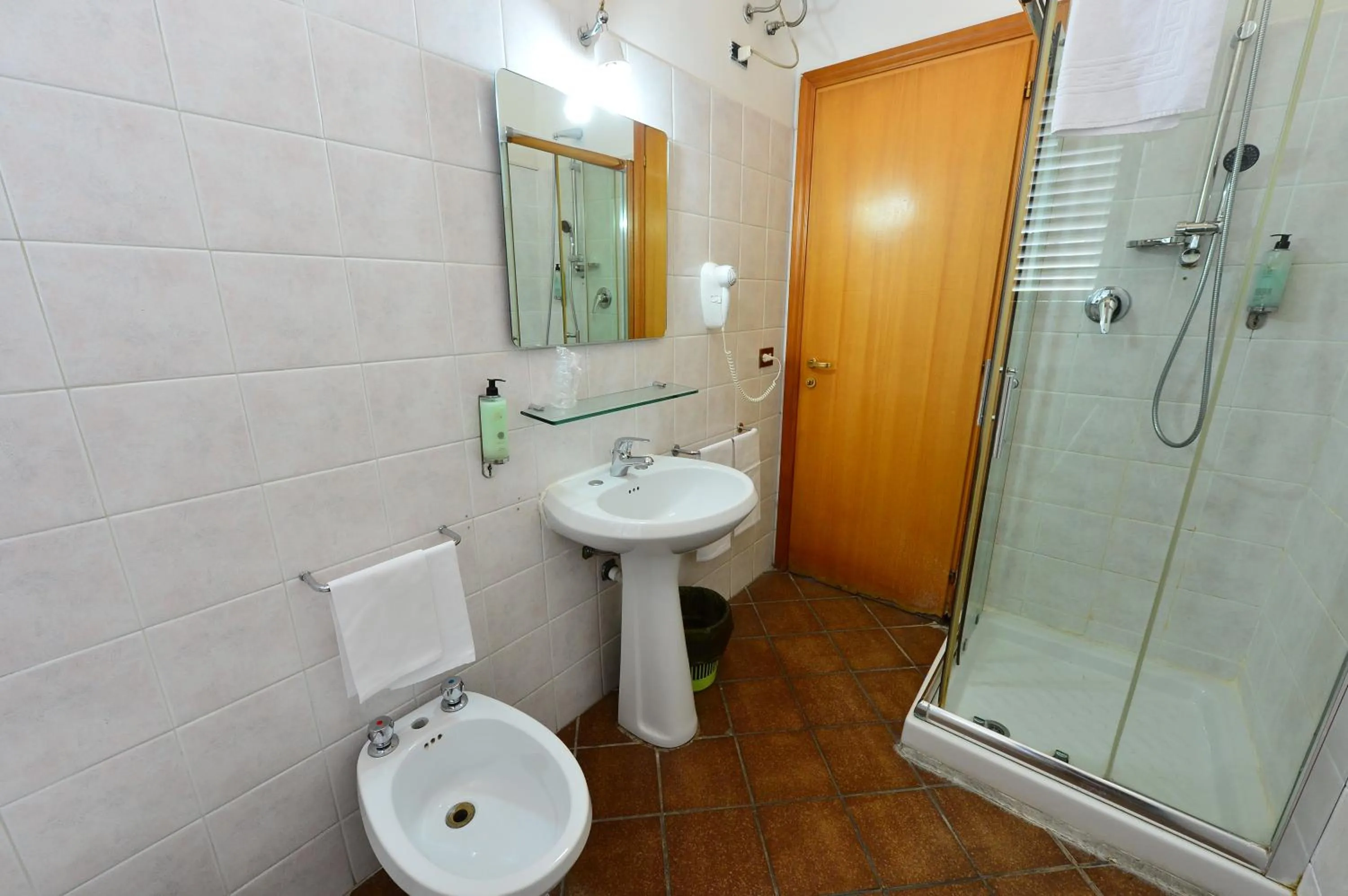 Bathroom in Hotel Iris