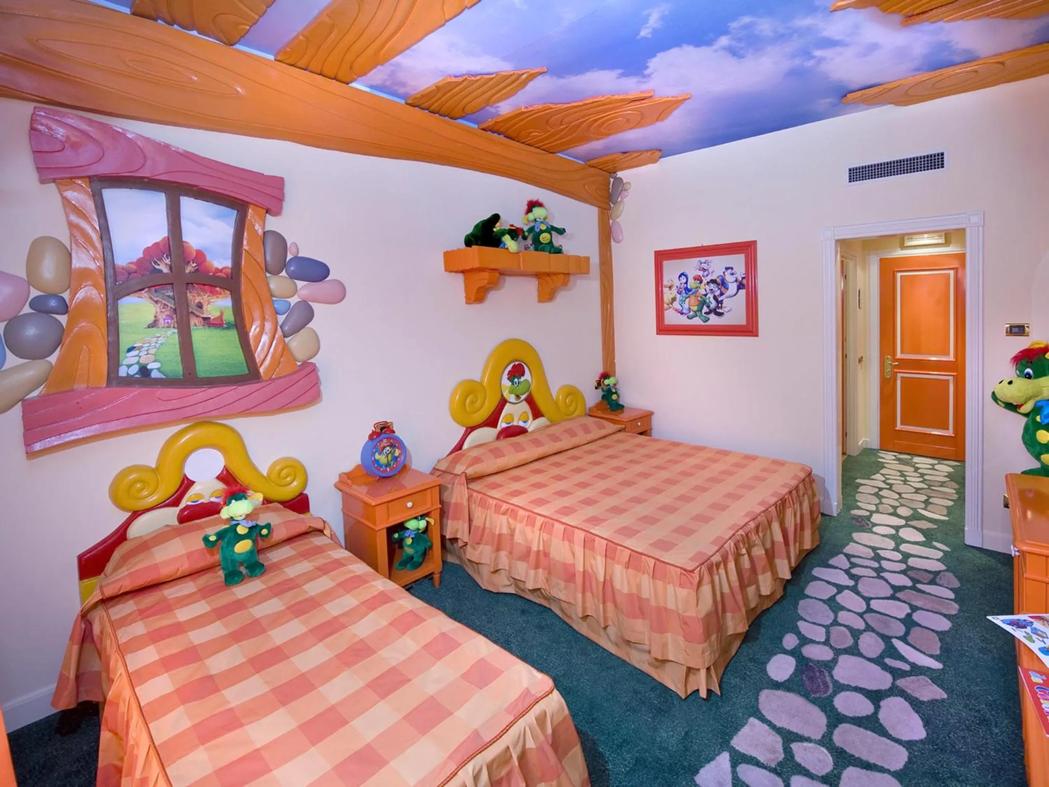 Photo of the whole room, Bed in Gardaland Hotel