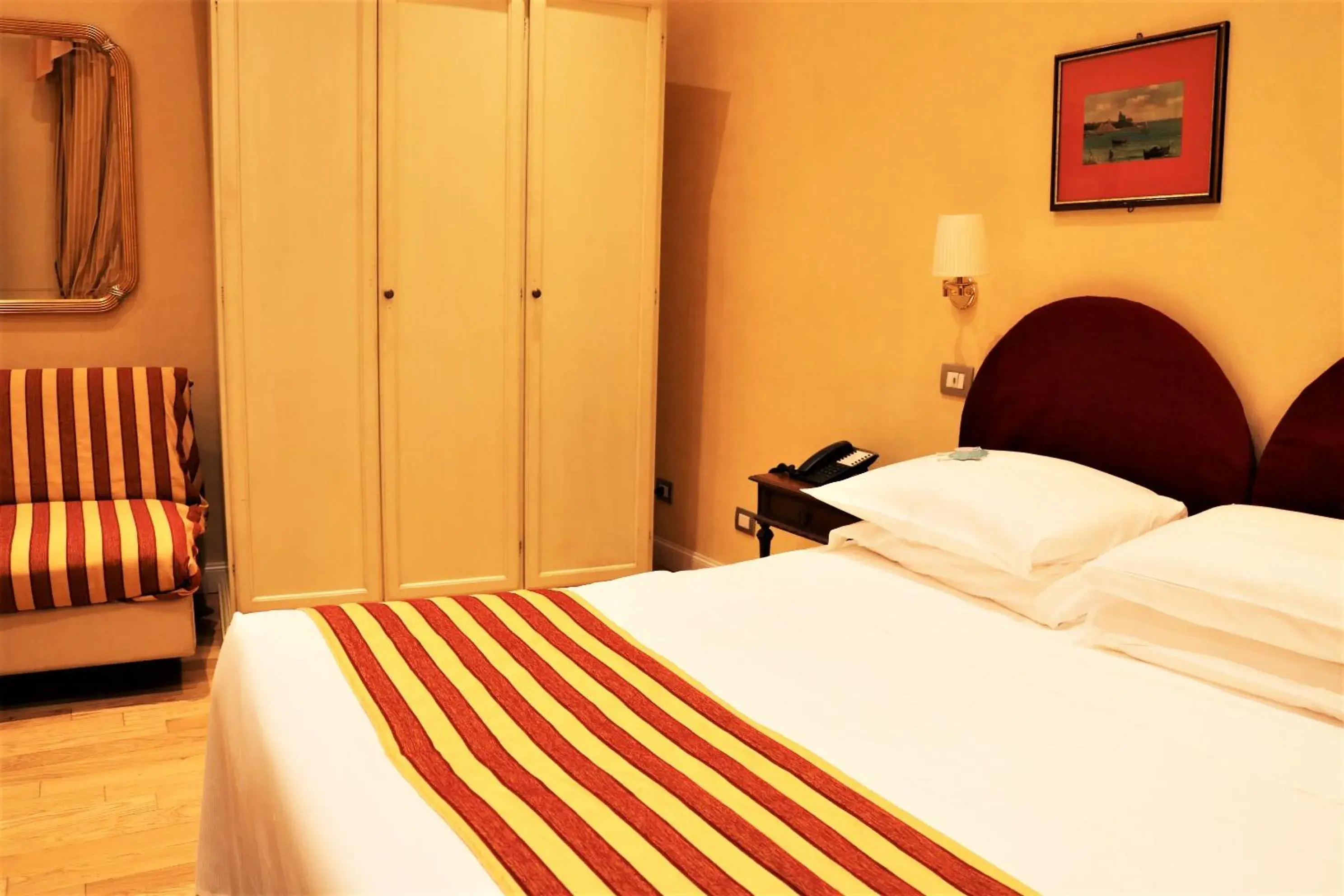 Bed in Hotel Firenze e Continentale Bed in Hotel Firenze e Continentale