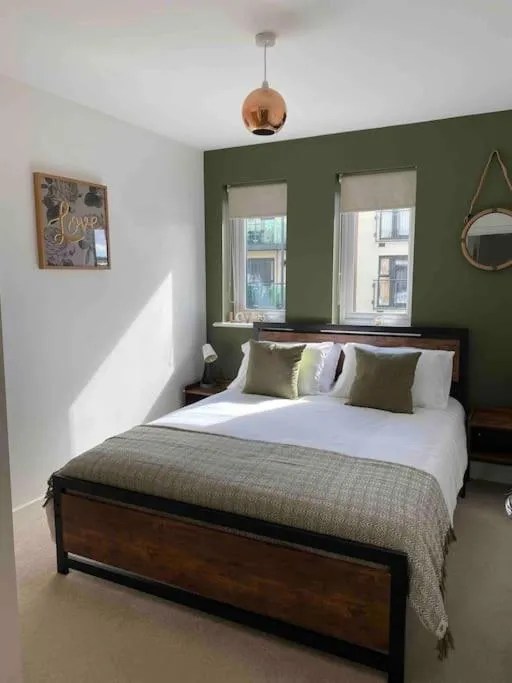 Bed in Luxury 2 Bedroom waterfront apartment with balcony
