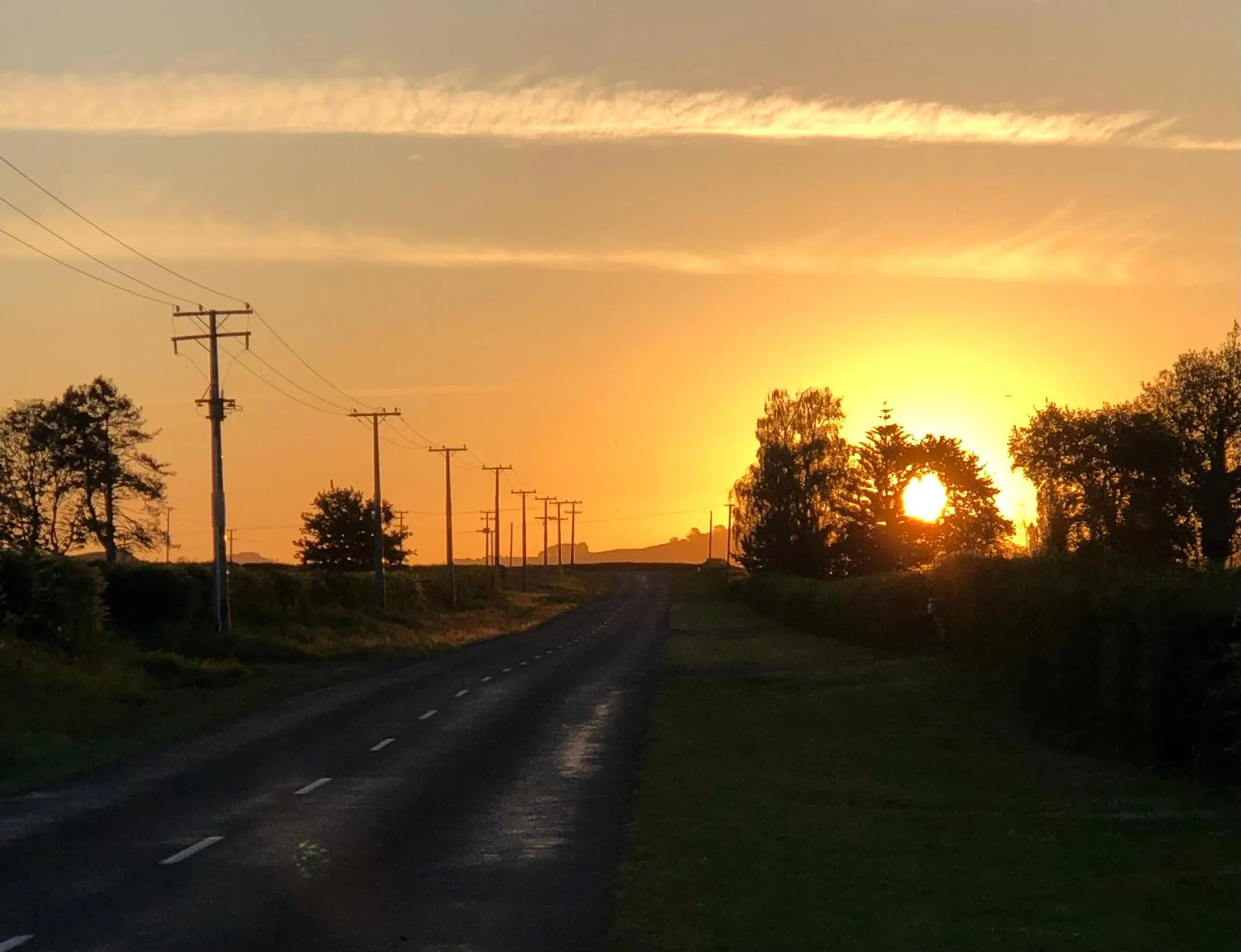 Sunset in Cosy Country Stay B&B