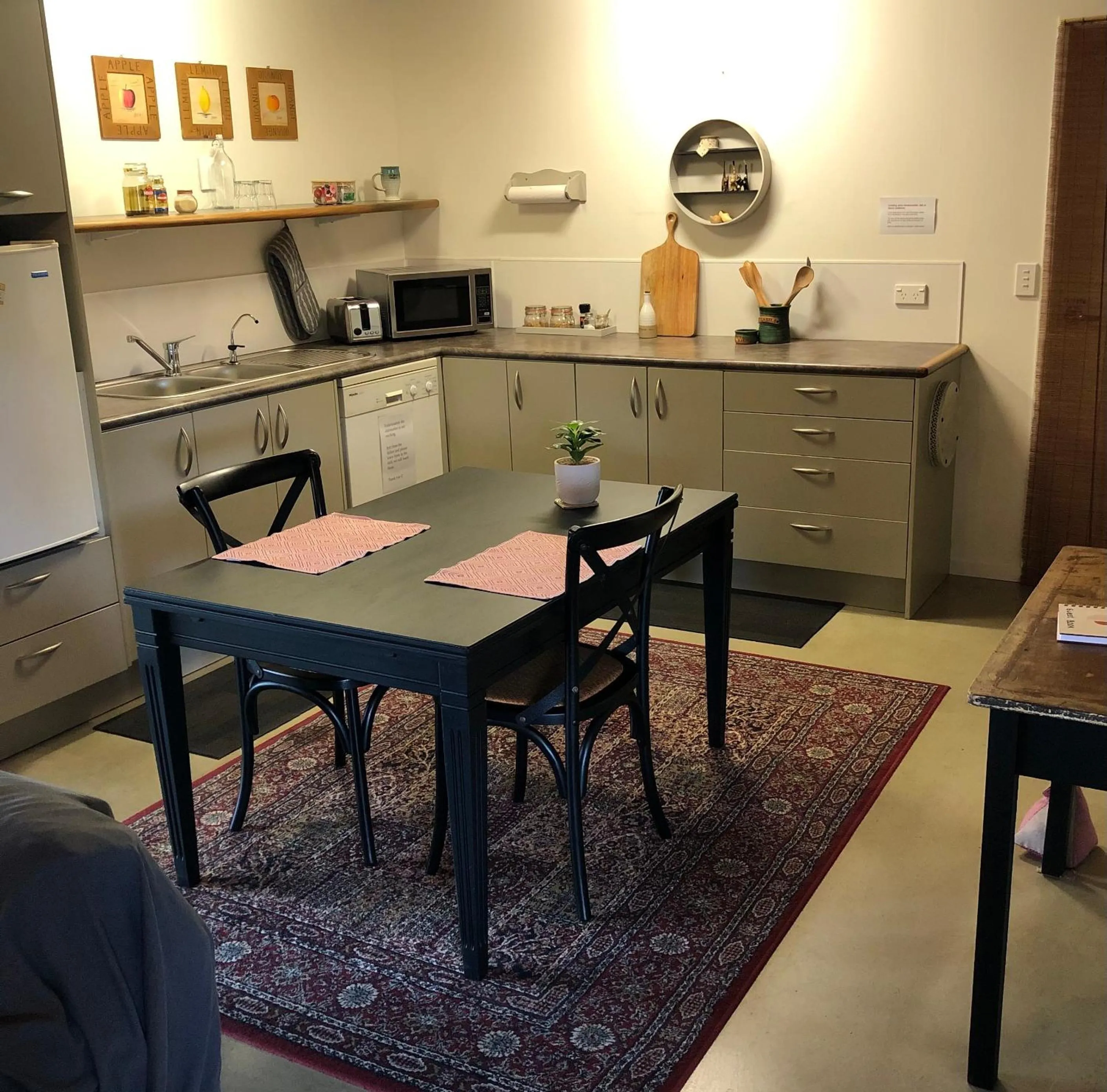 Kitchen or kitchenette in Cosy Country Stay B&B