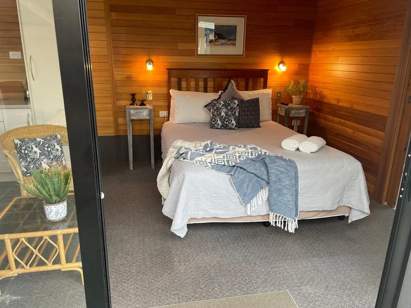 Photo of the whole room, Bed in Hanlon Guest House