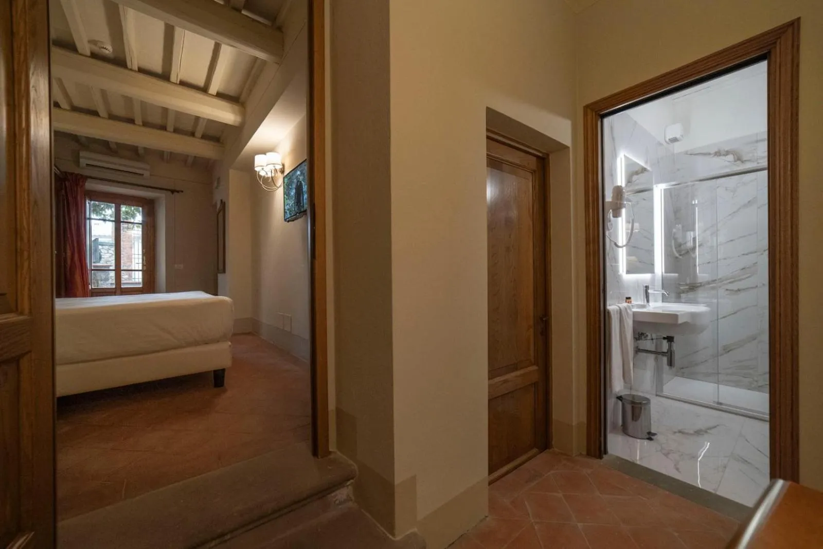 Photo of the whole room in Hotel Palazzo San Niccolò & Spa