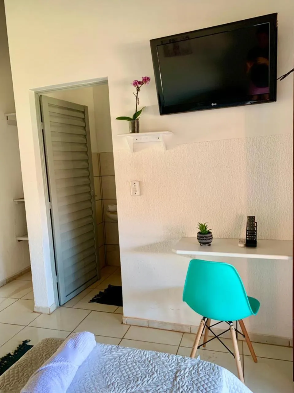 Hotel Colonial Suites ,Bracel, Lwart, Zilor