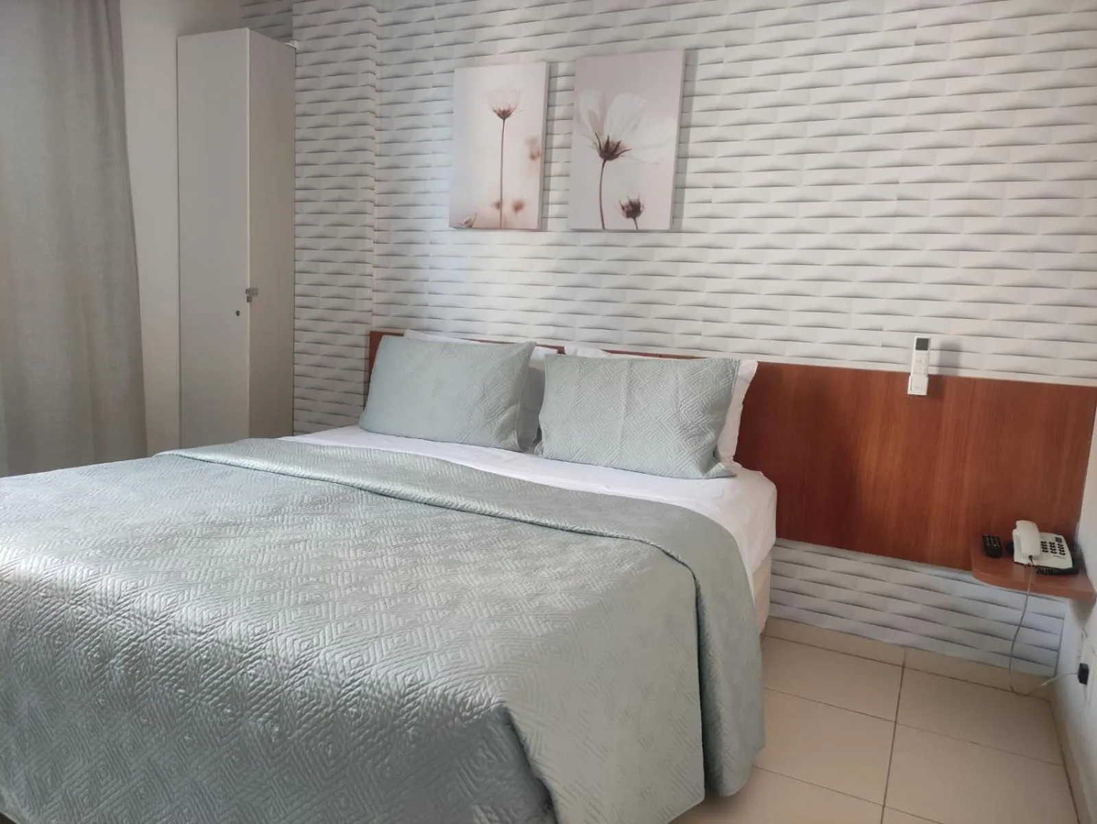 Photo of the whole room, Bed in Apto Inteiro Cabo Branco pé na areia