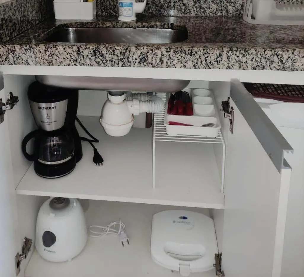 Kitchen or kitchenette in Apto Inteiro Cabo Branco pé na areia