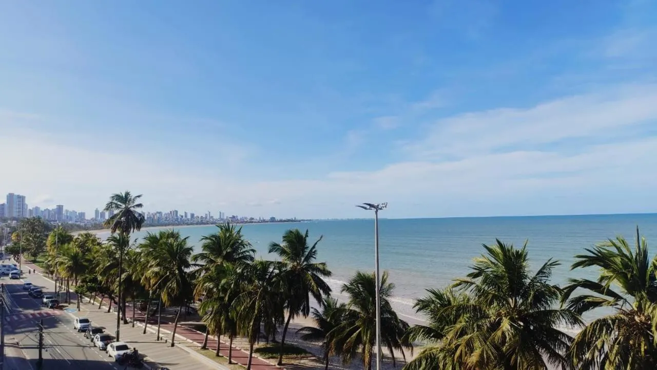 Sea view in Apto Inteiro Cabo Branco pé na areia