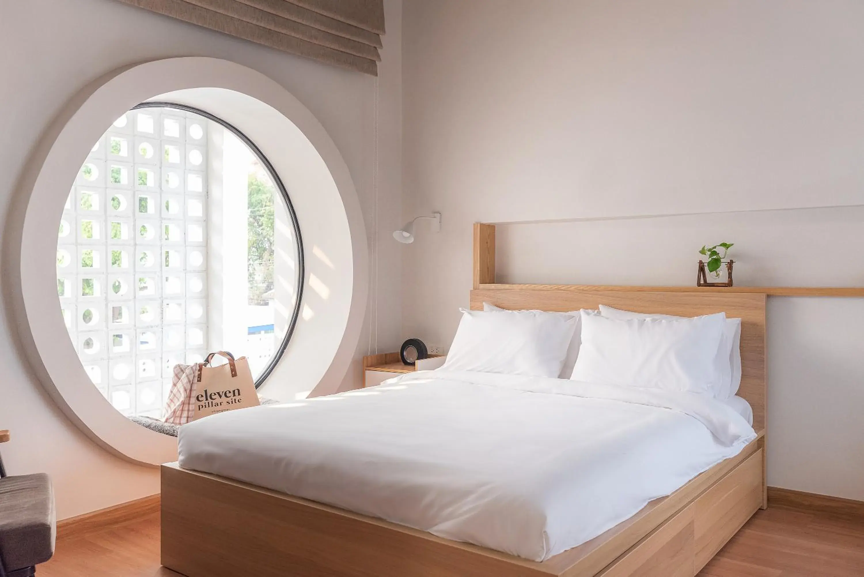 Small Double Room in Eleven Pillar Site Chiangmai Small Double Room in Eleven Pillar Site Chiangmai