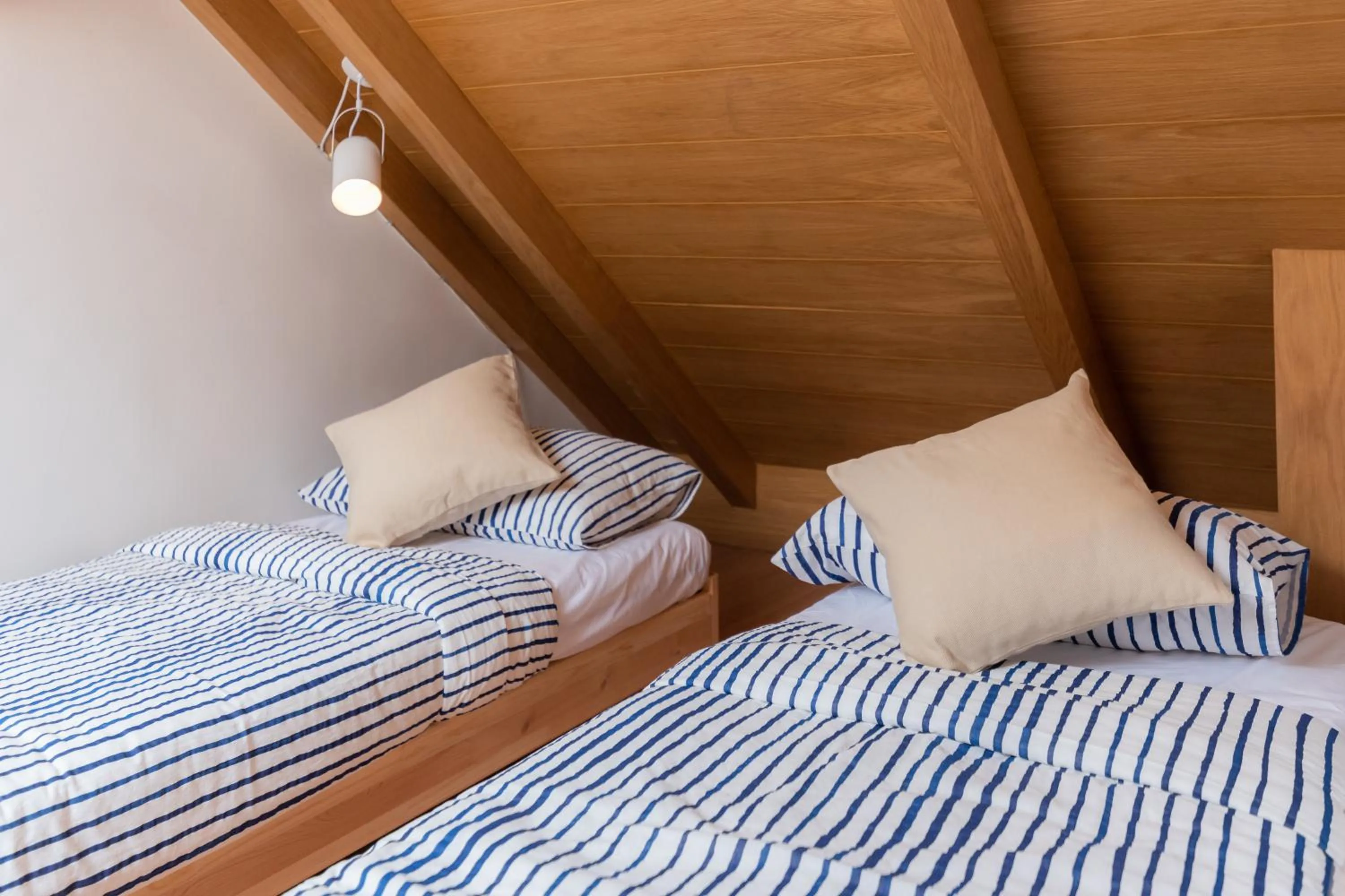 Bed in Eleven Pillar Site Chiangmai