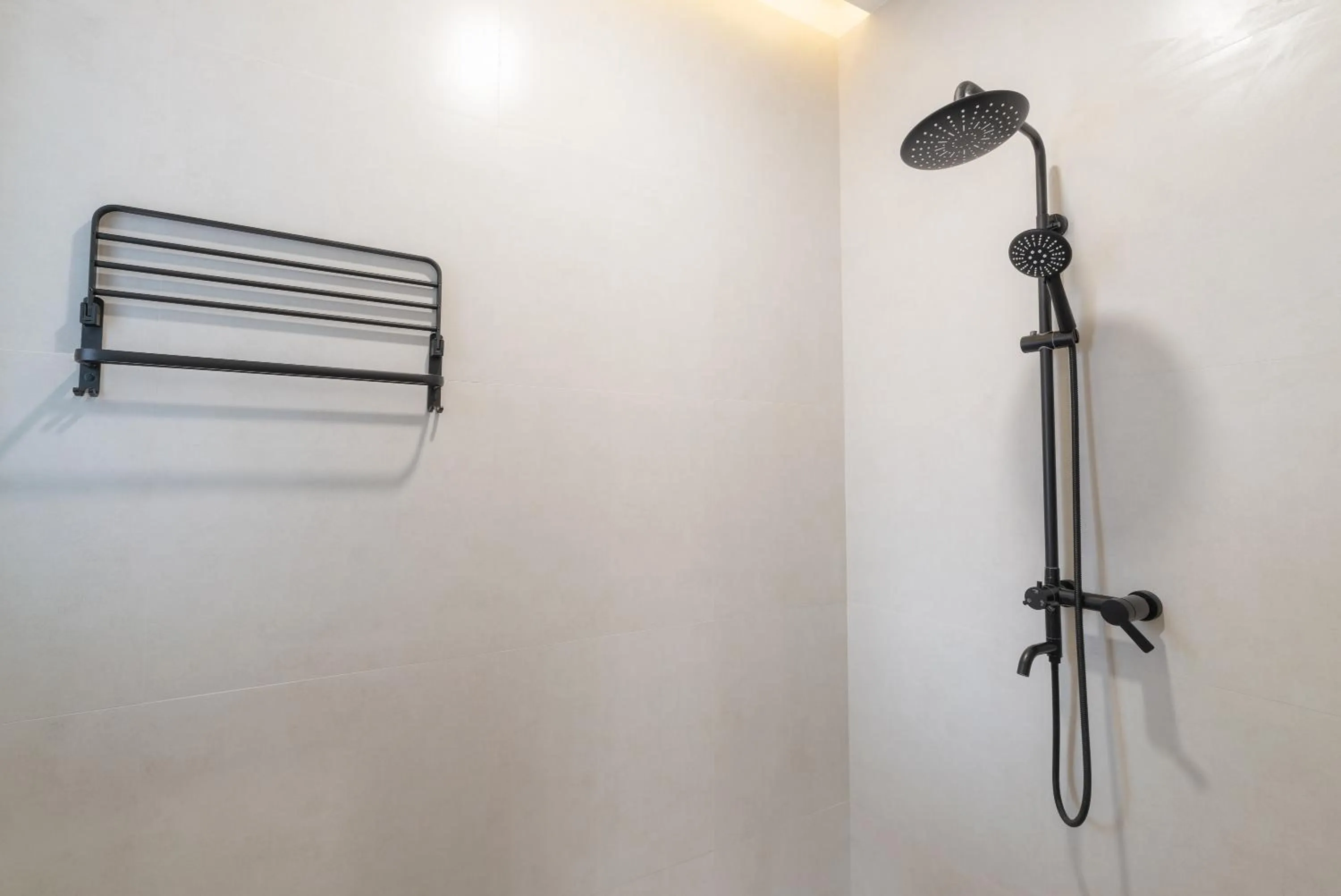 Shower in Eleven Pillar Site Chiangmai