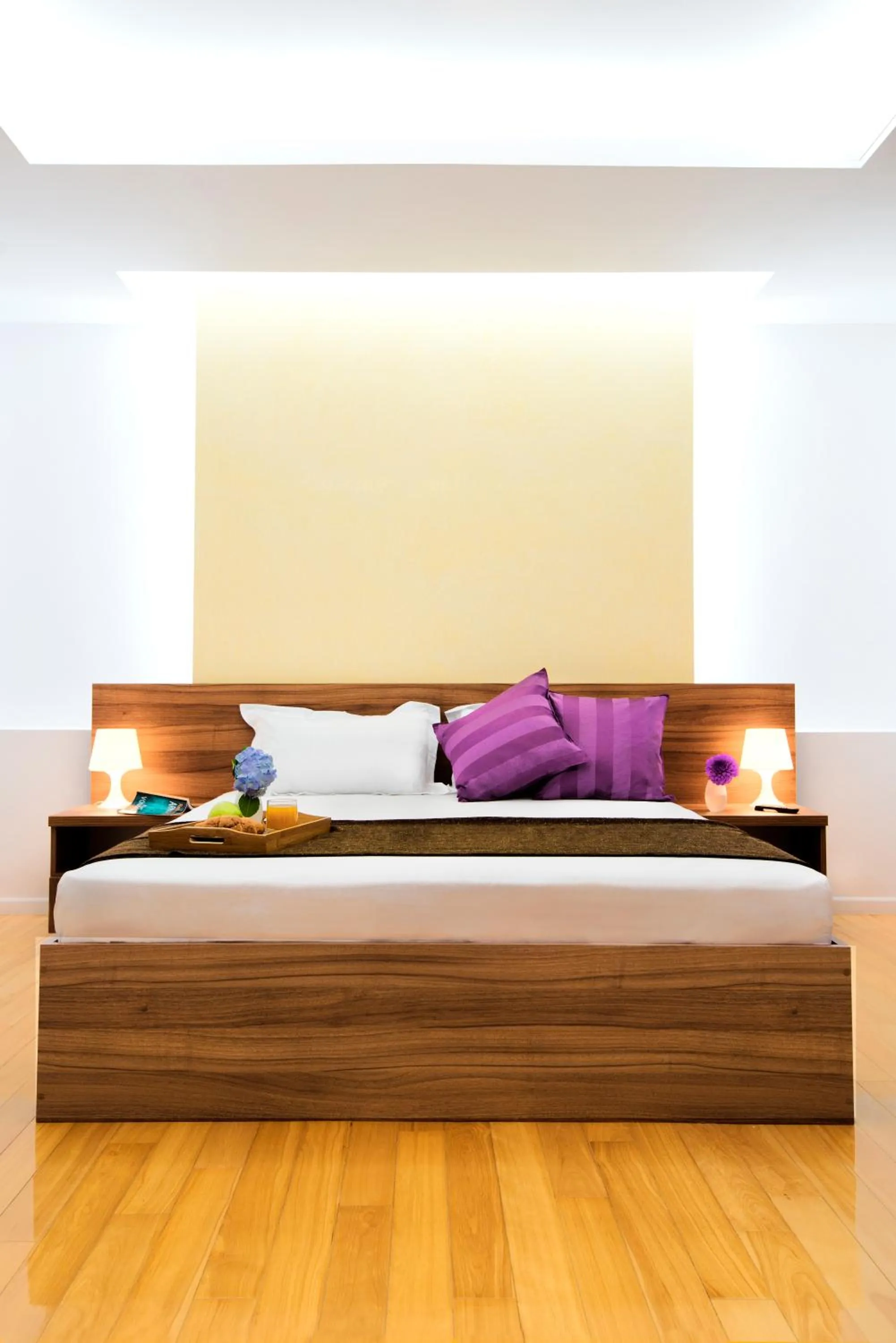 Bedroom in 6 Apartments