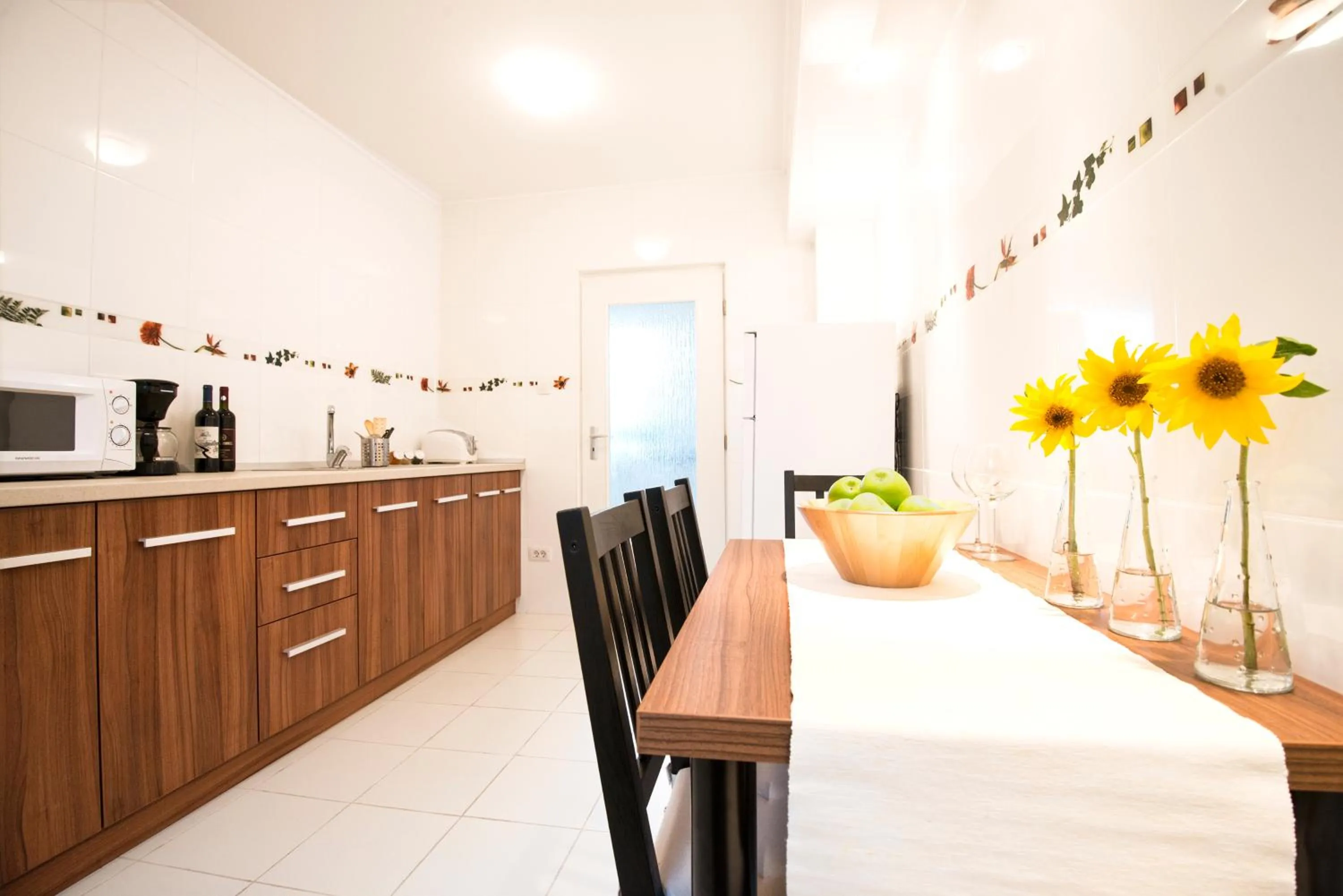 Kitchen or kitchenette in 6 Apartments