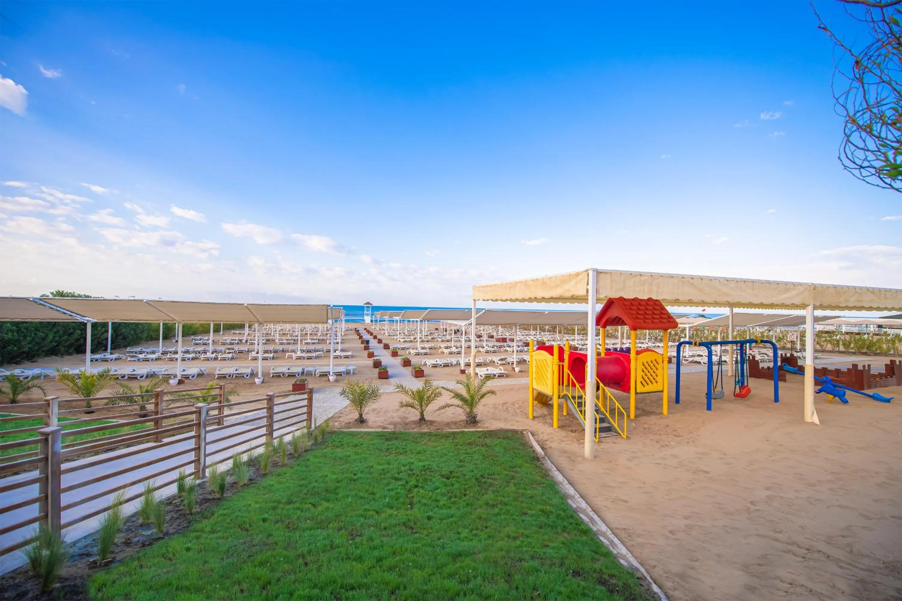 Beach in Oz Hotels Side Premium