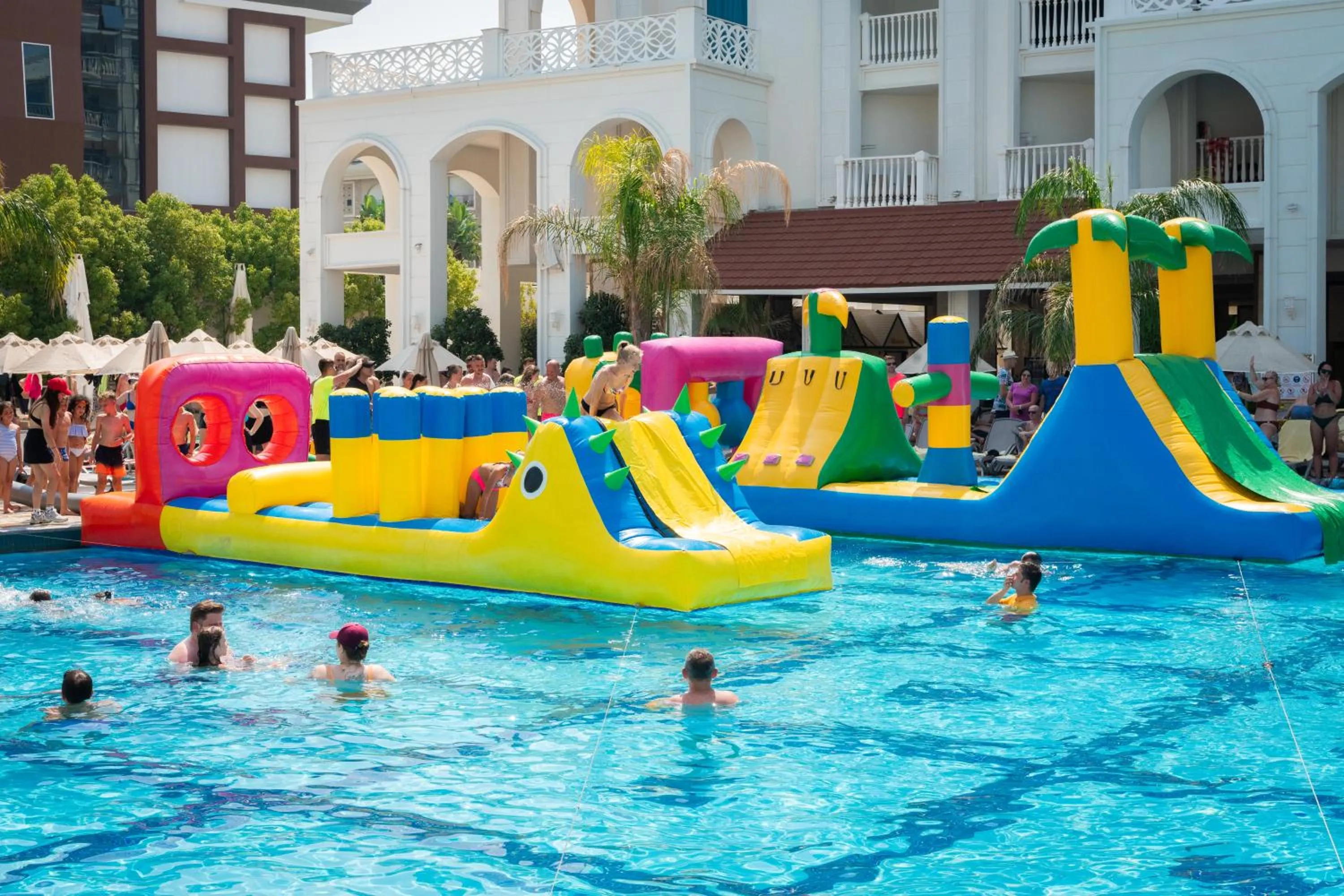 Pool view in Oz Hotels Side Premium