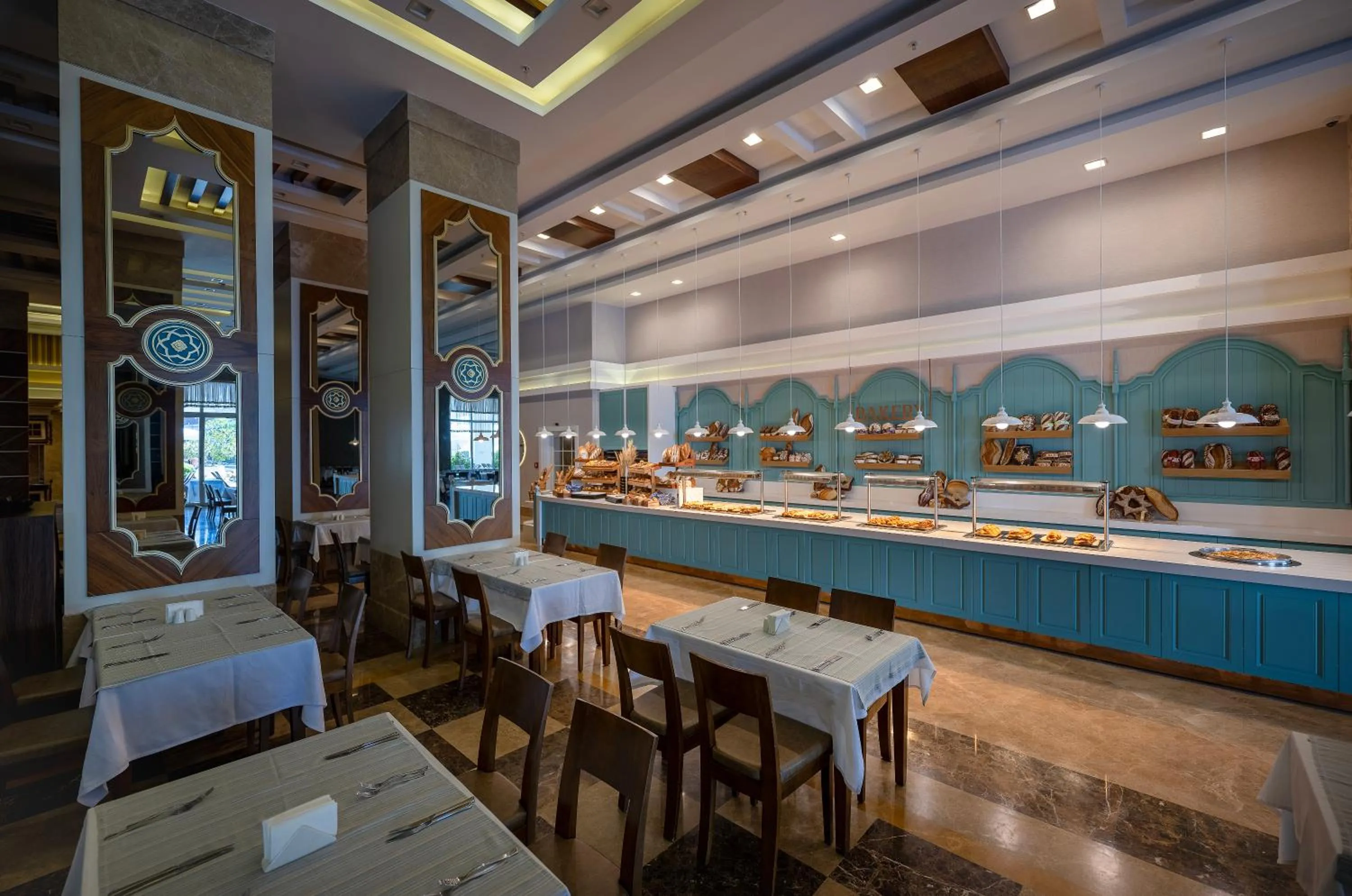 Restaurant/places to eat in Oz Hotels Side Premium