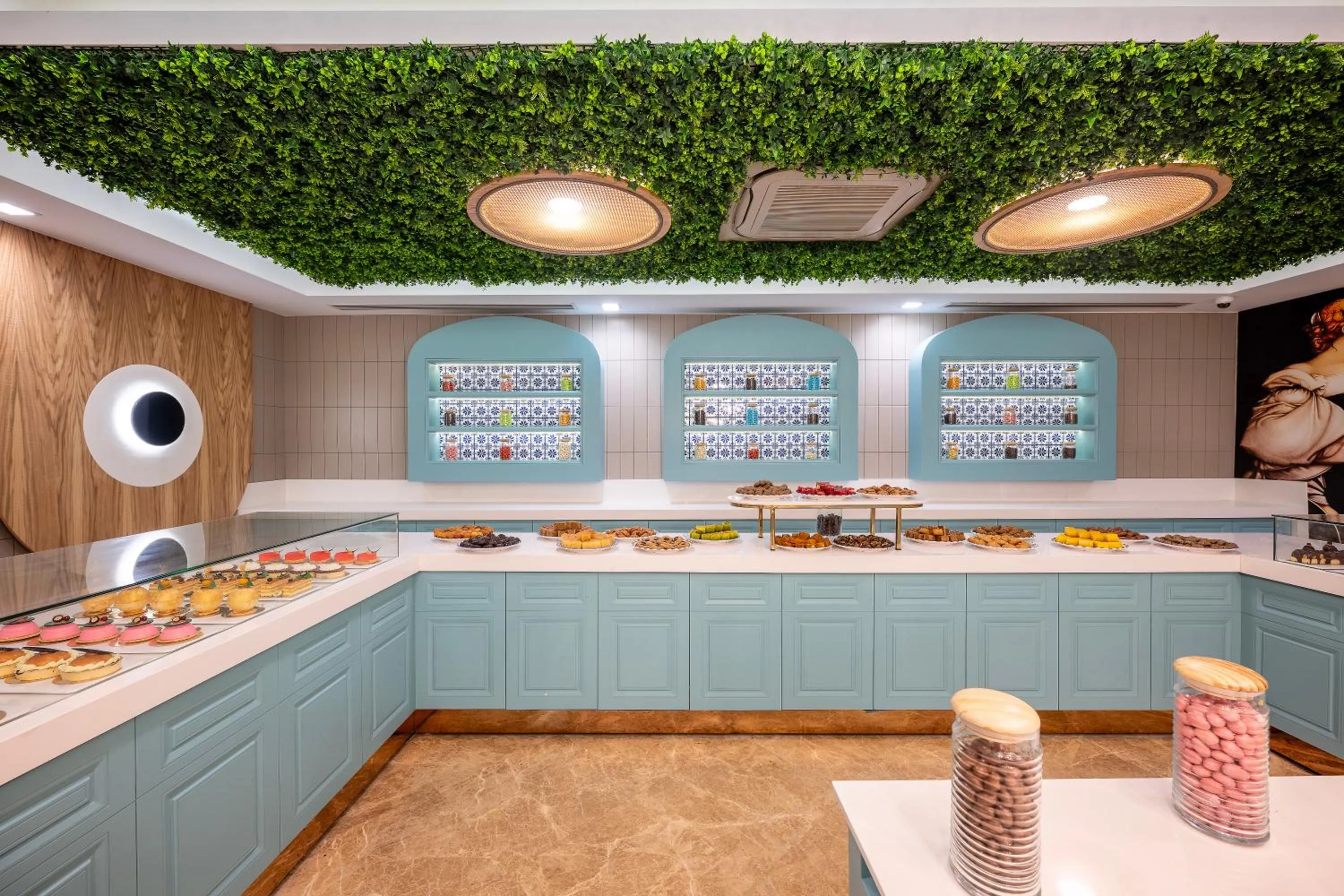 Restaurant/places to eat in Oz Hotels Side Premium