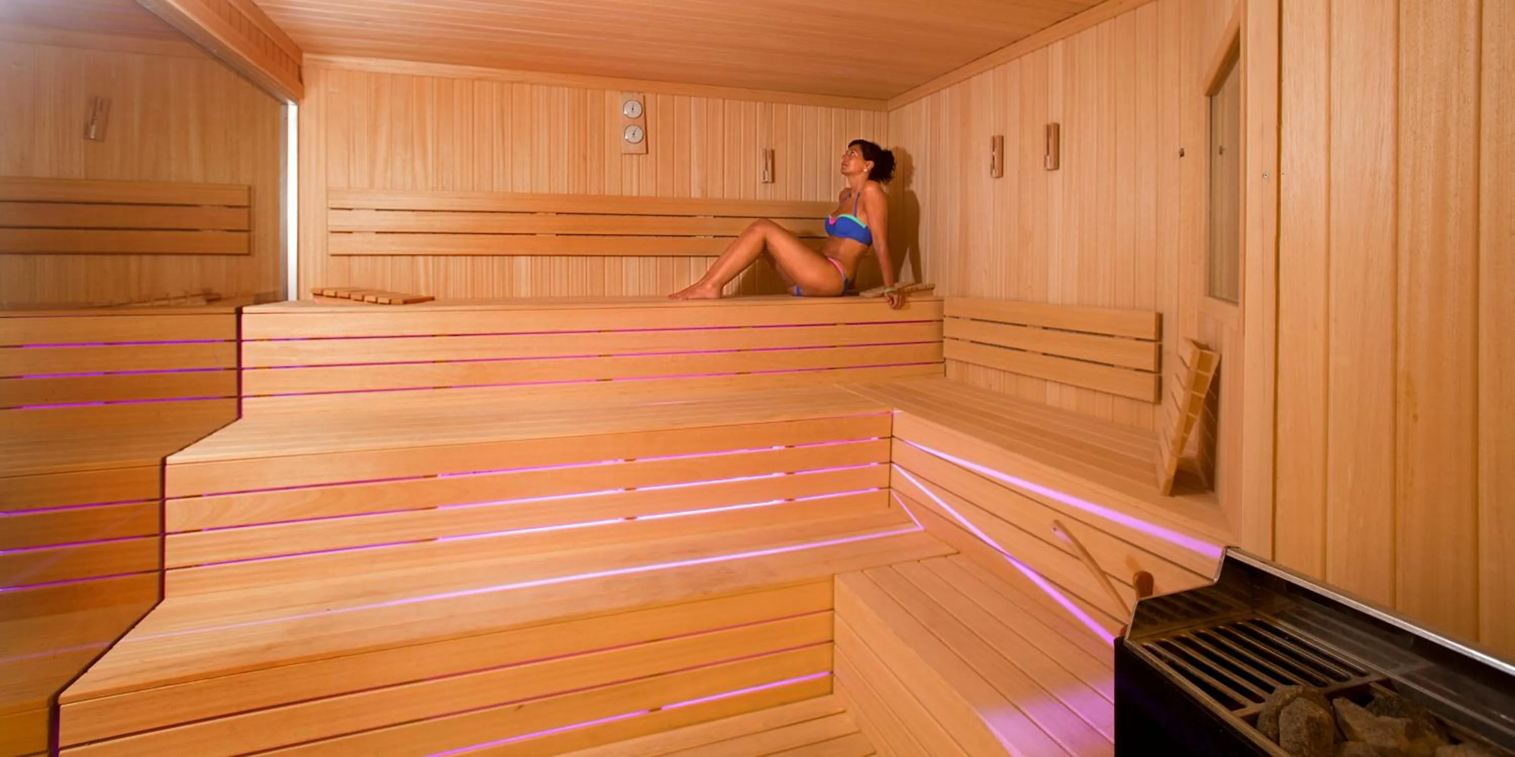 Sauna in Oz Hotels Side Premium