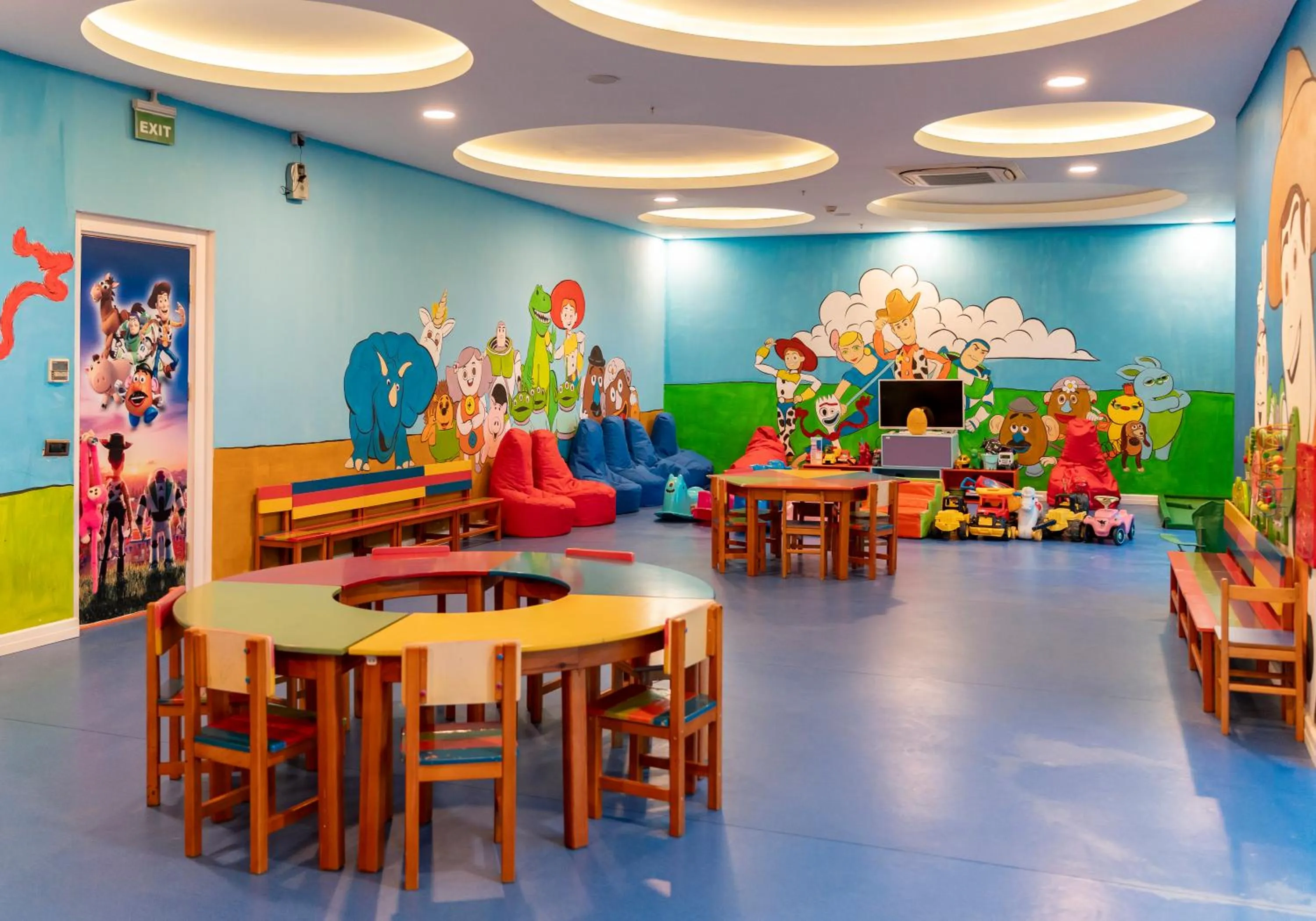 Kids's club in Oz Hotels Side Premium