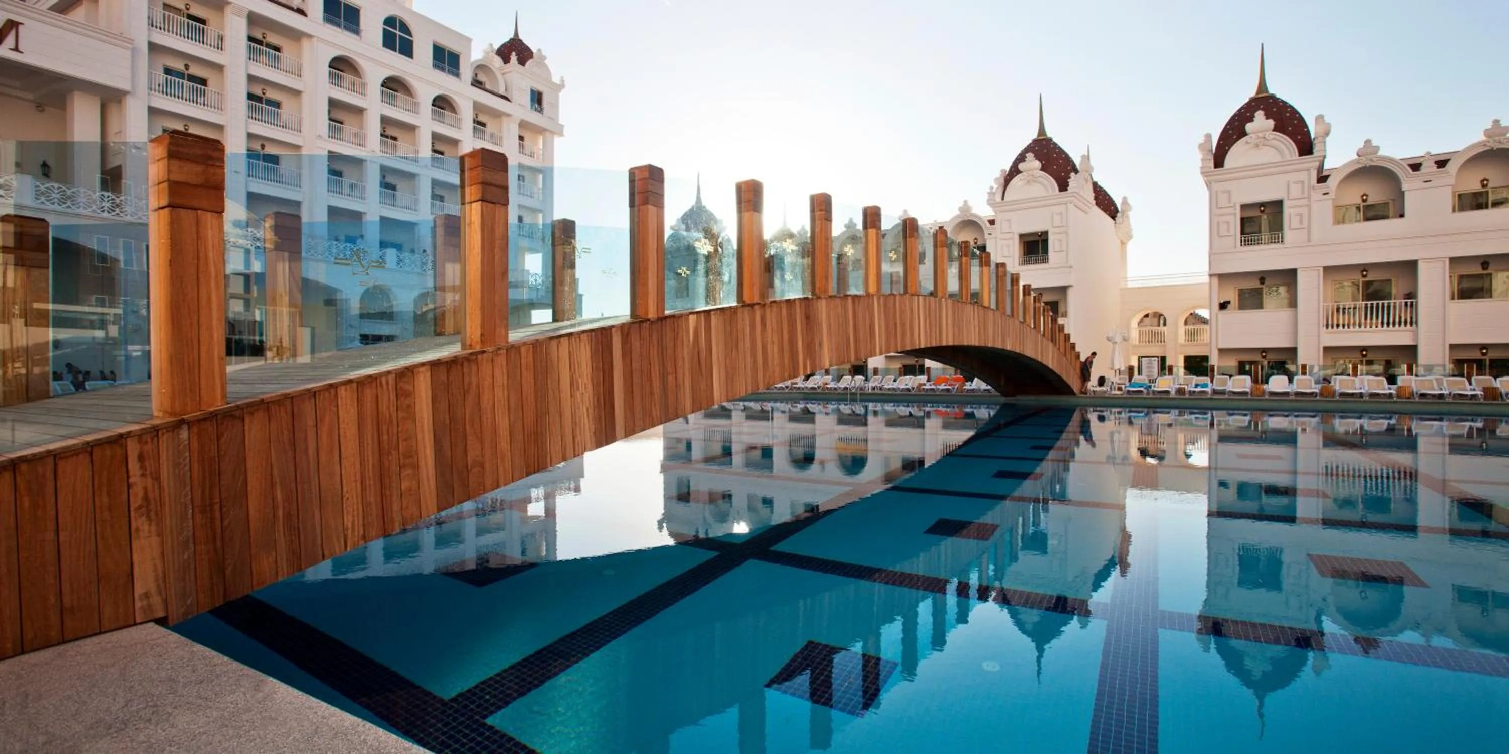 Swimming pool in Oz Hotels Side Premium