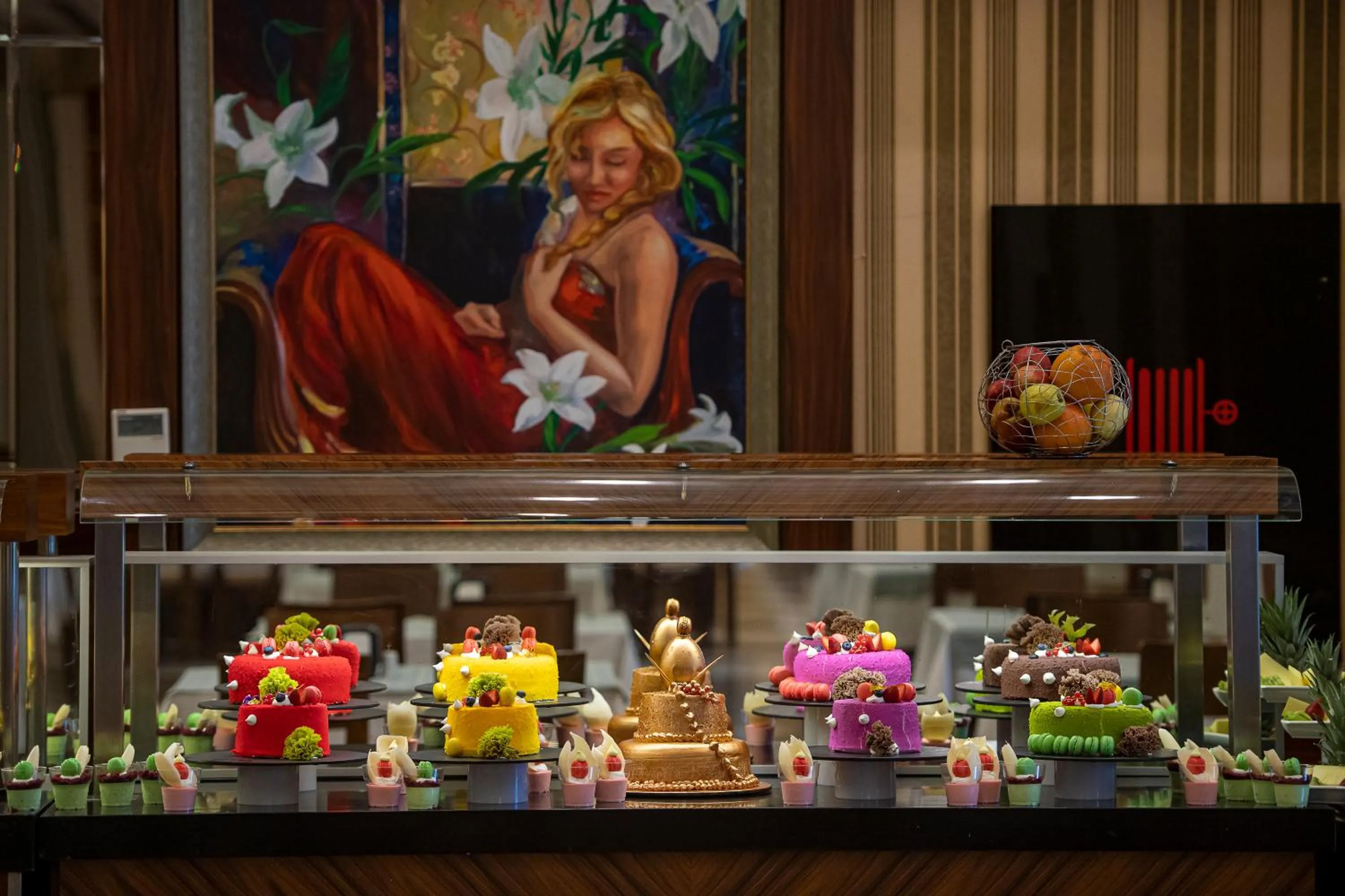 Food and drinks in Oz Hotels Side Premium