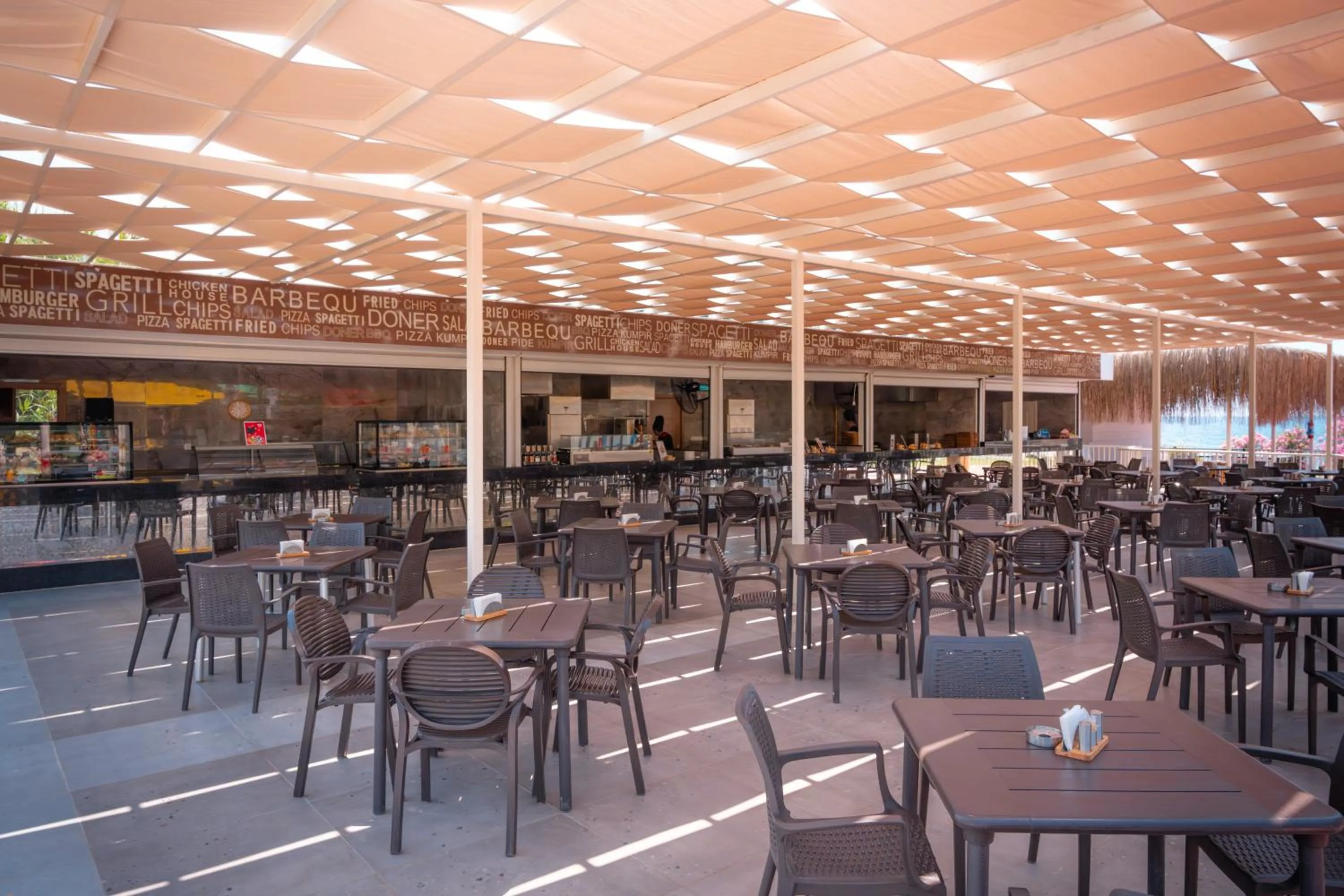 Restaurant/places to eat in Oz Hotels Incekum Beach