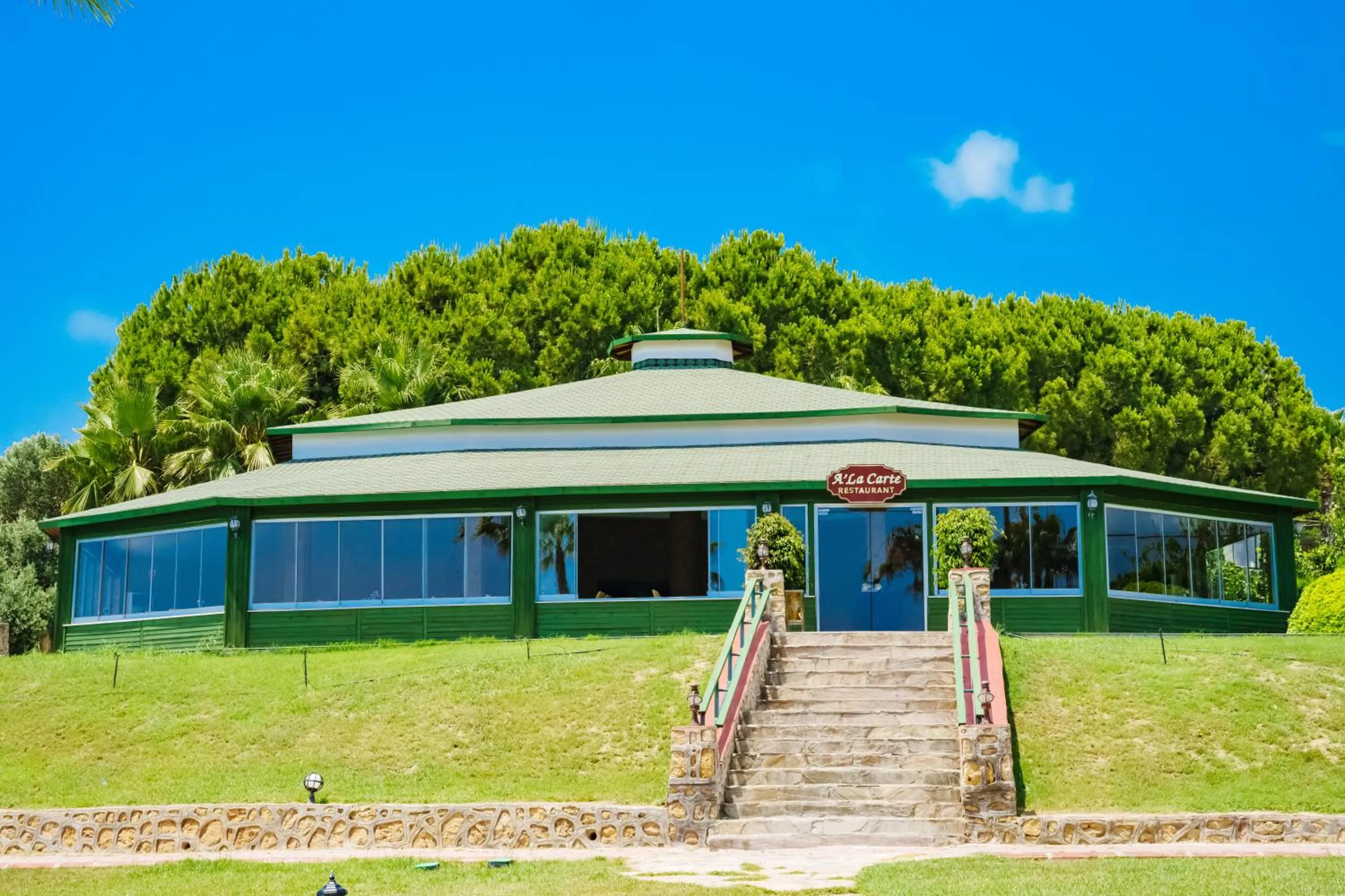 Garden in Oz Hotels Incekum Beach