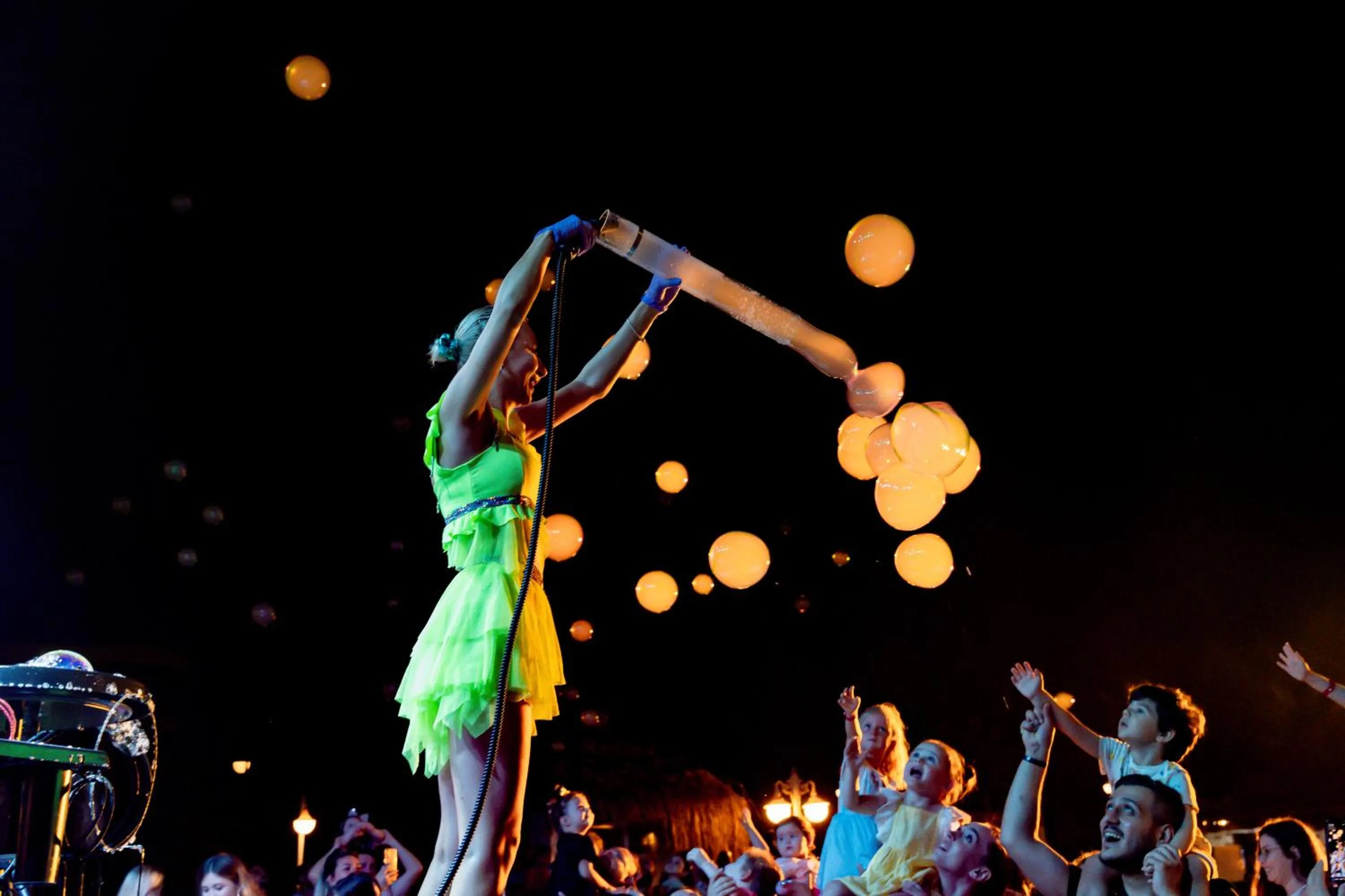 Activities in Oz Hotels Sui