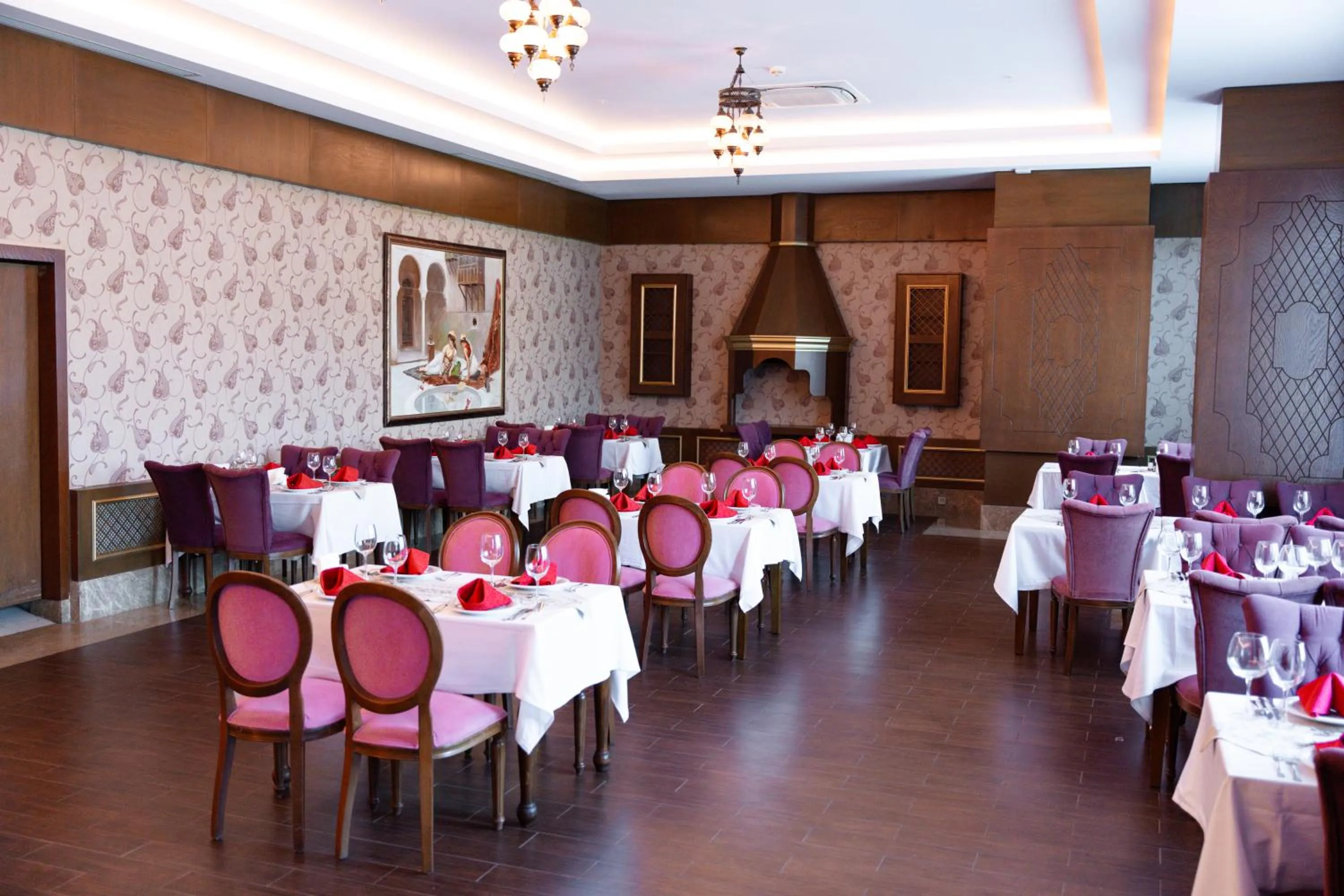 Restaurant/places to eat in Oz Hotels Sui