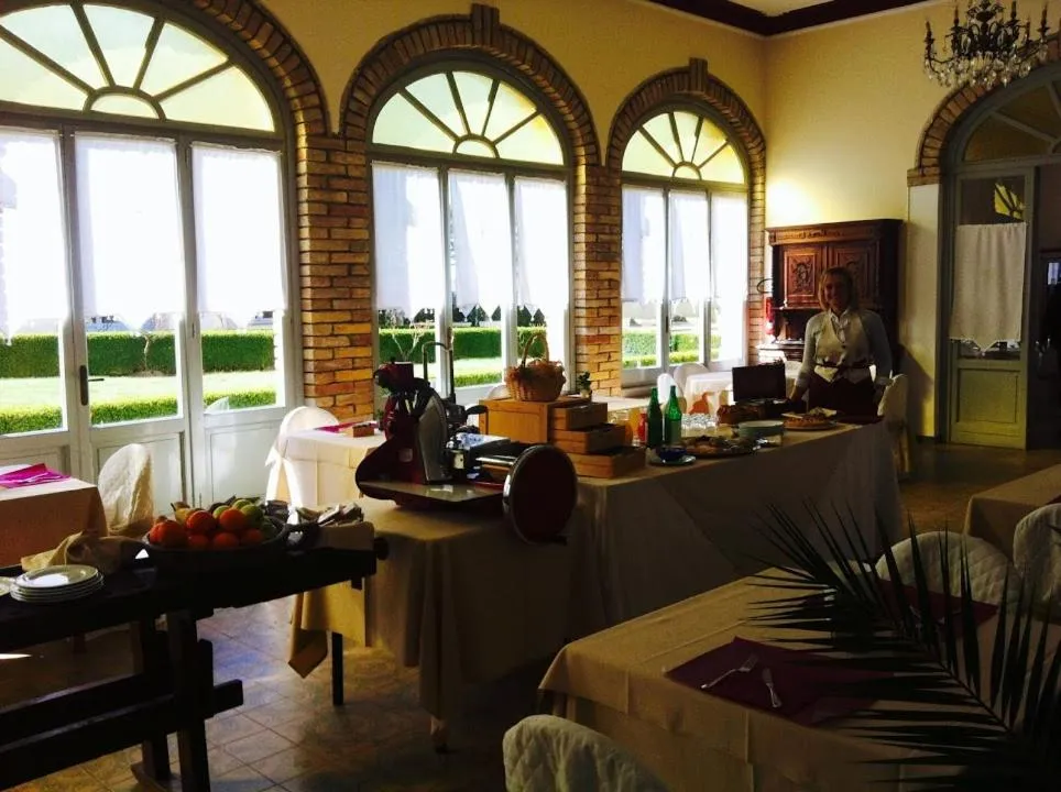 Breakfast in Hotel Villa San Donino