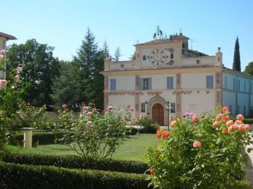 Facade/entrance in Hotel Villa San Donino