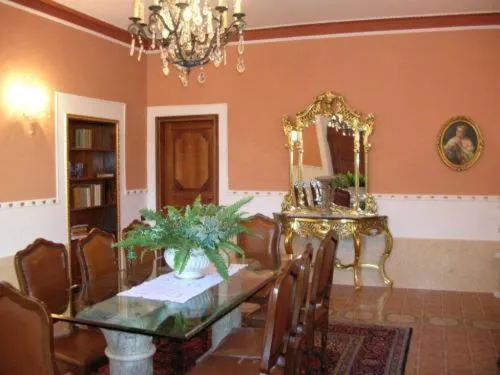 Dining area in Hotel Villa San Donino