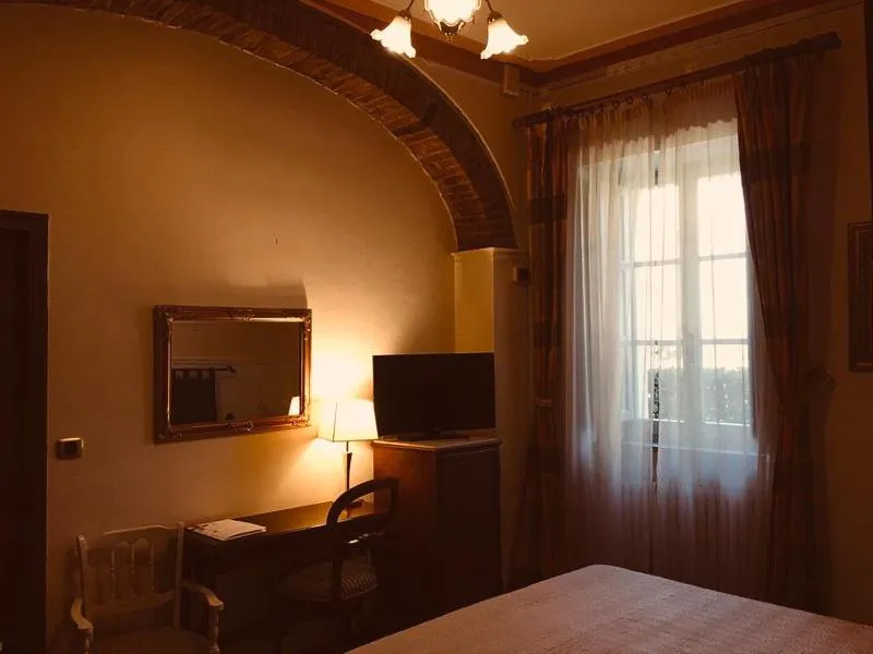 Bed in Hotel Villa San Donino
