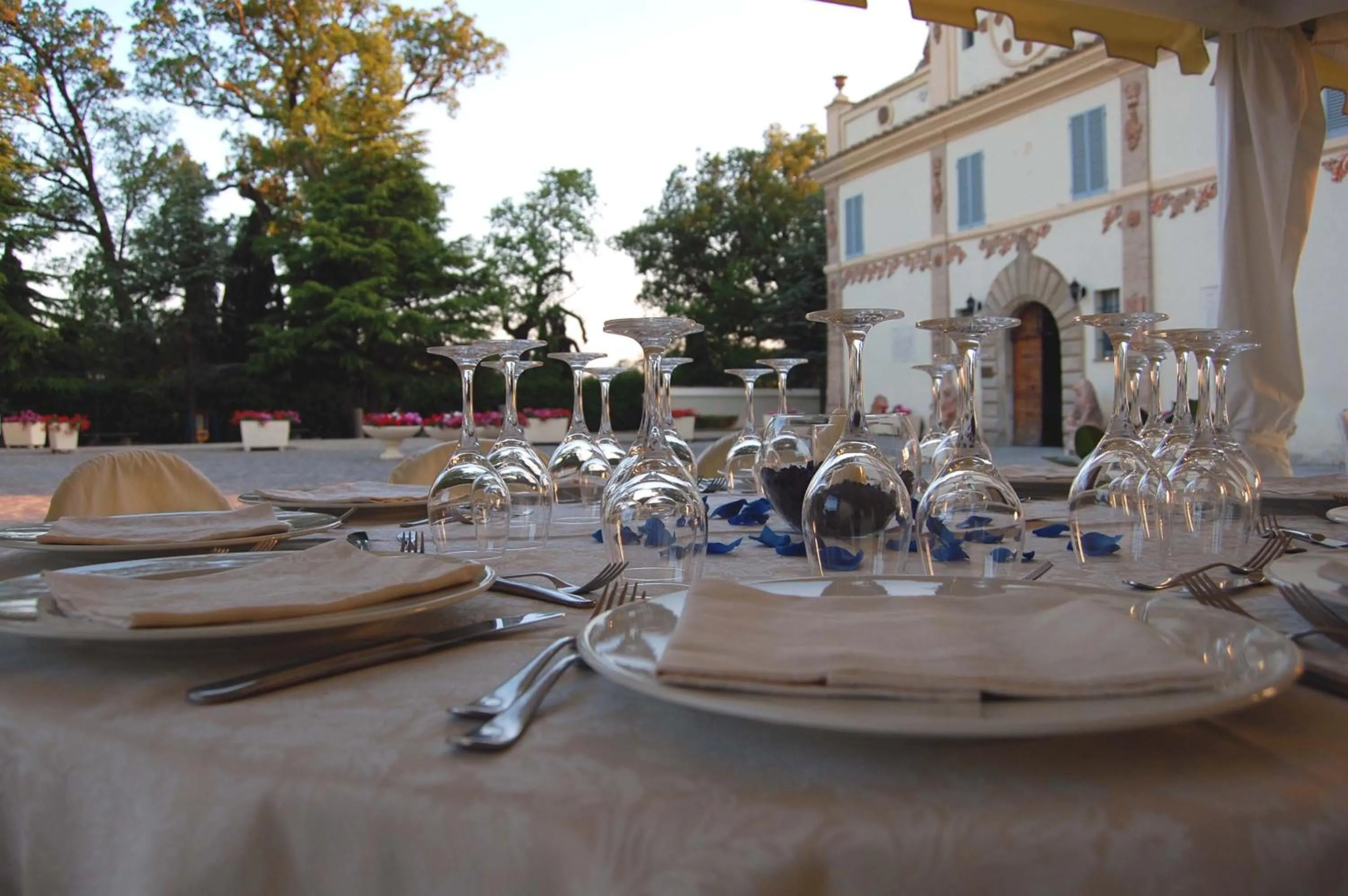 Property building in Hotel Villa San Donino