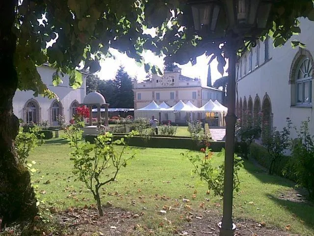 Day in Hotel Villa San Donino