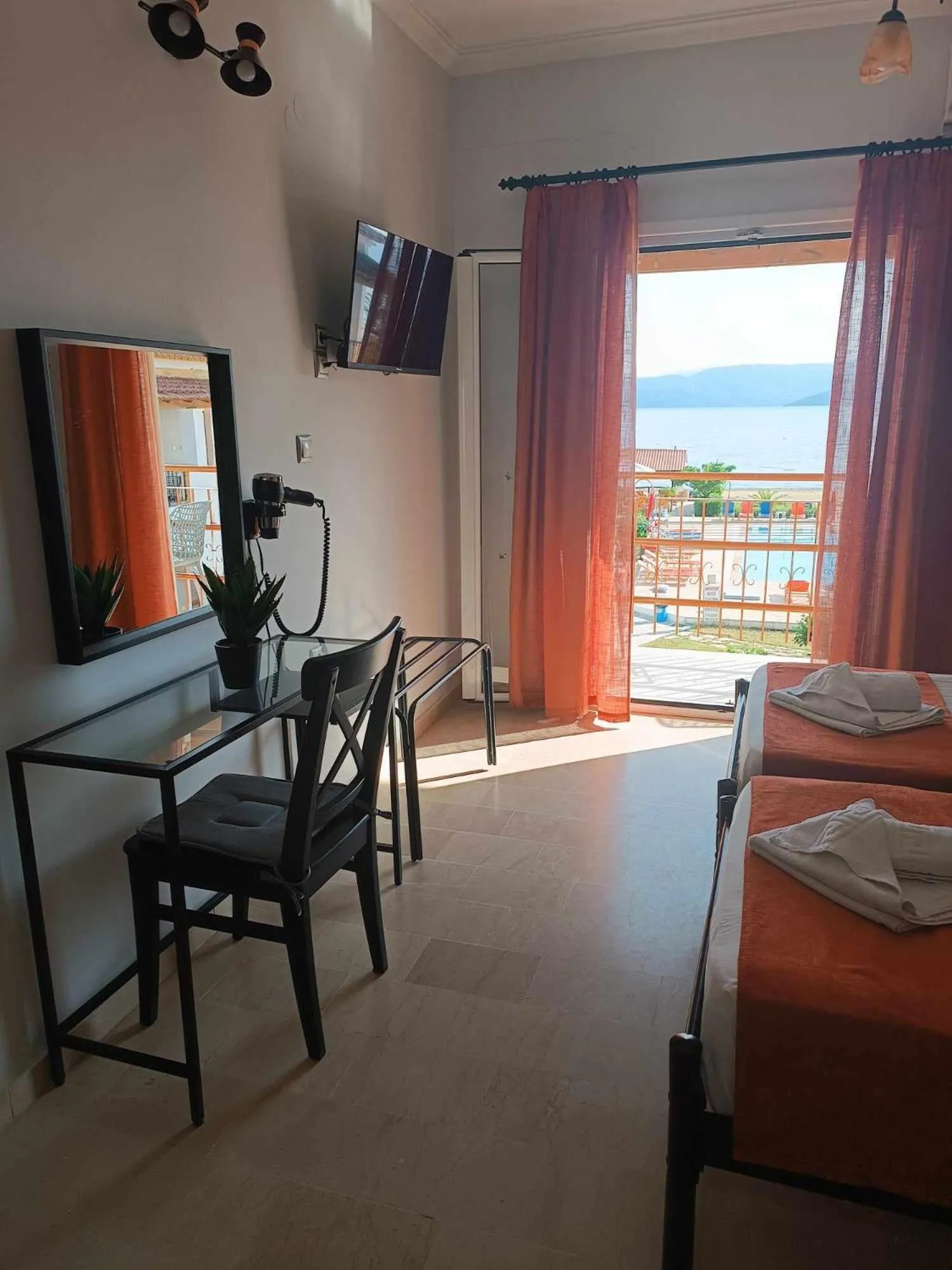 Sofia Beach Apartments