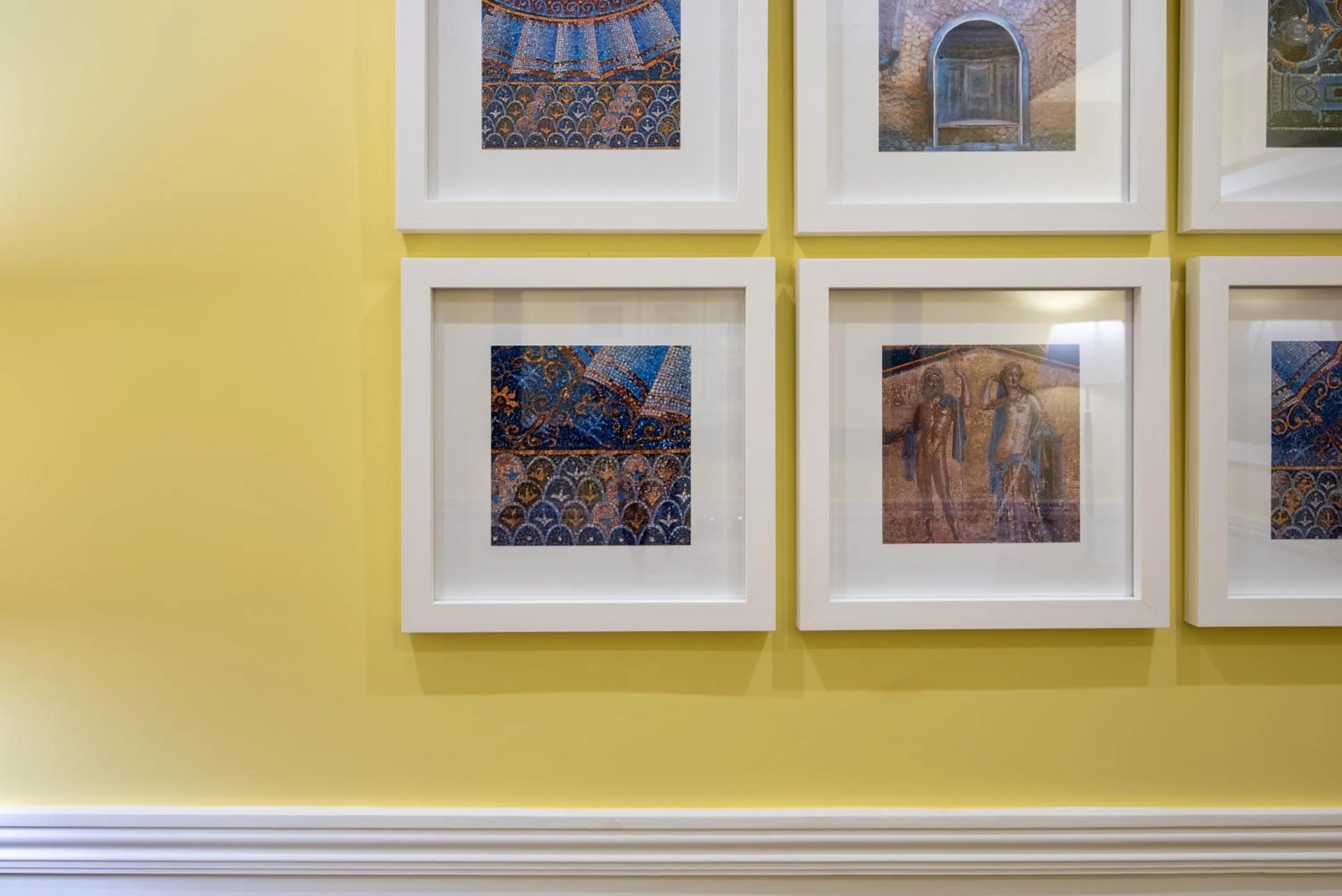 Decorative detail in Palazzo Turchini