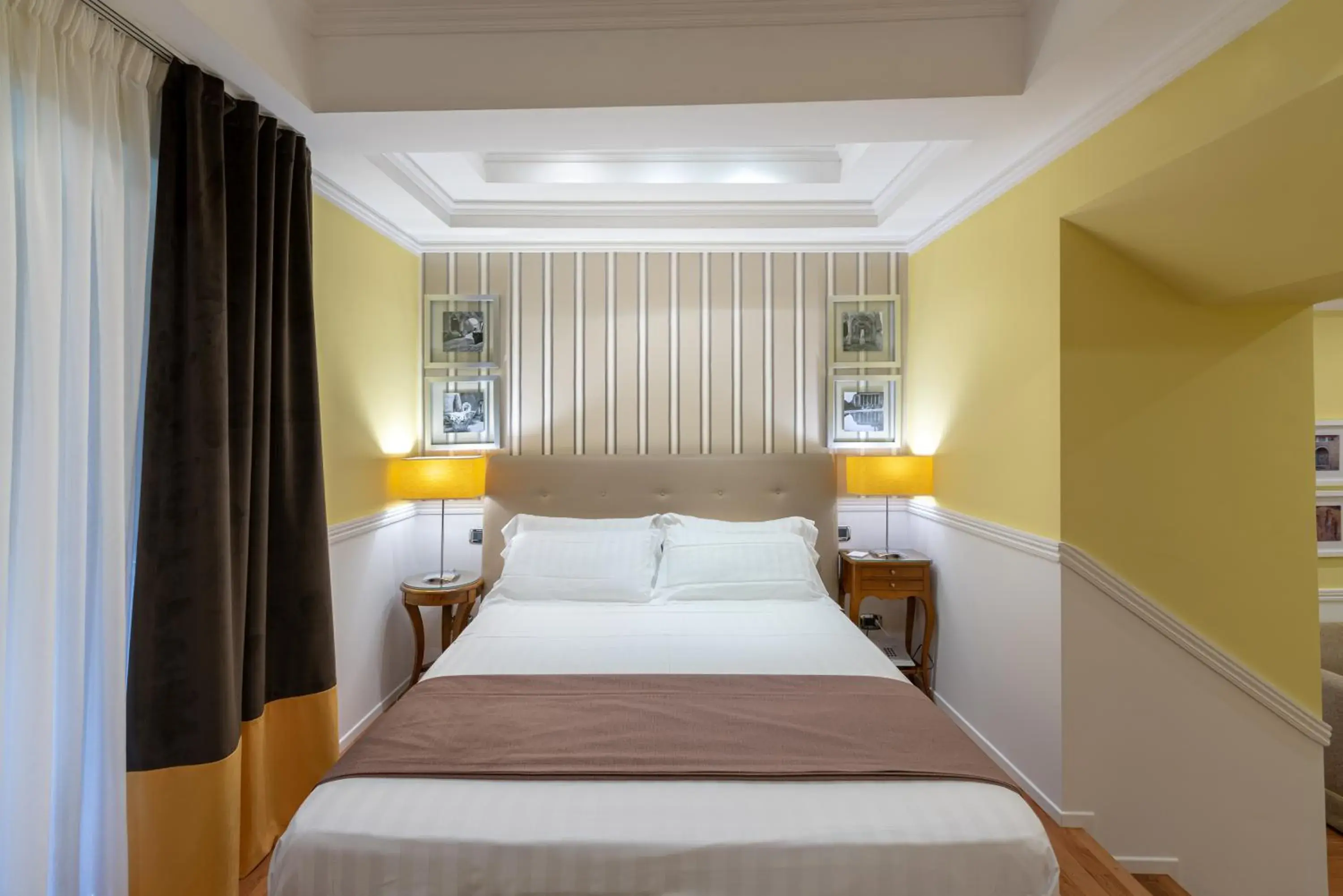 Bed in Palazzo Turchini Bed in Palazzo Turchini