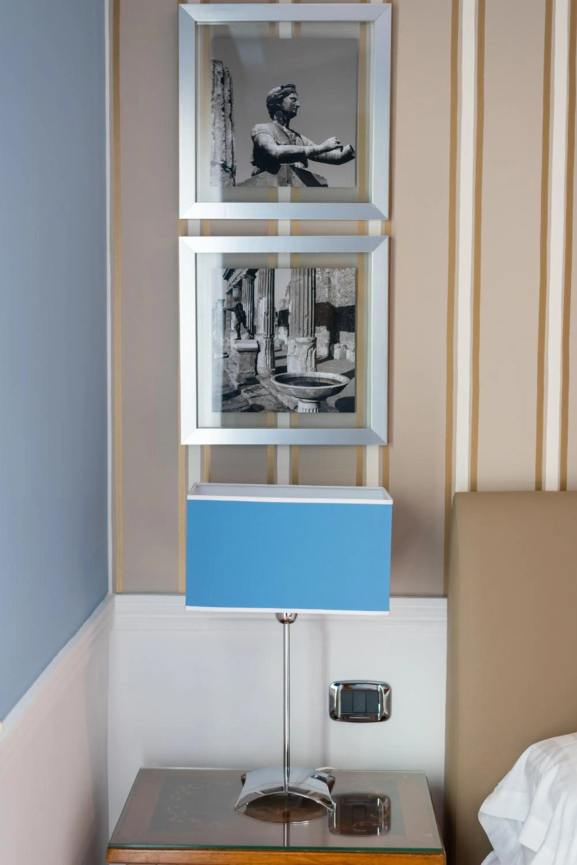 Decorative detail in Palazzo Turchini