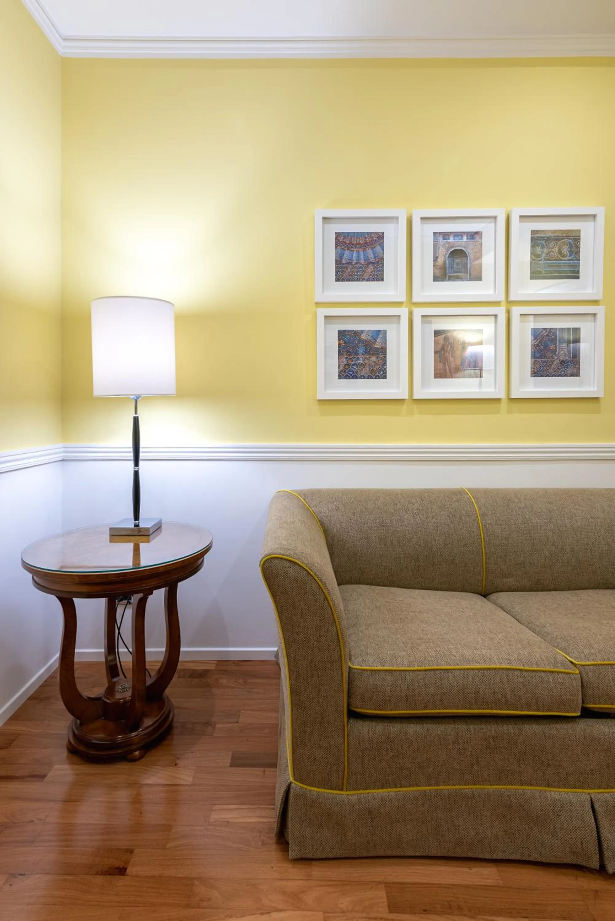 Living room in Palazzo Turchini