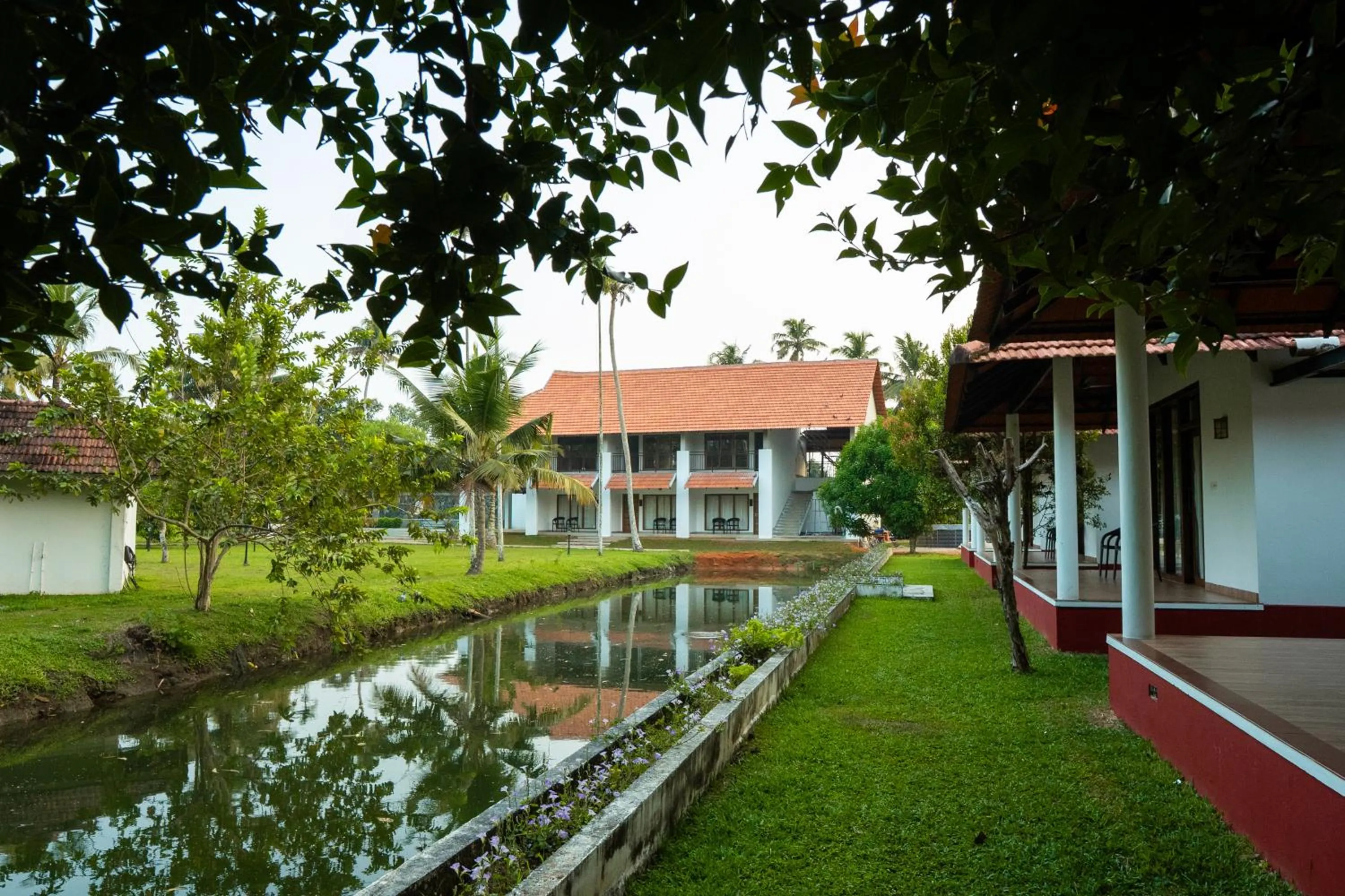 Property building in Palmgrove Lake Resort