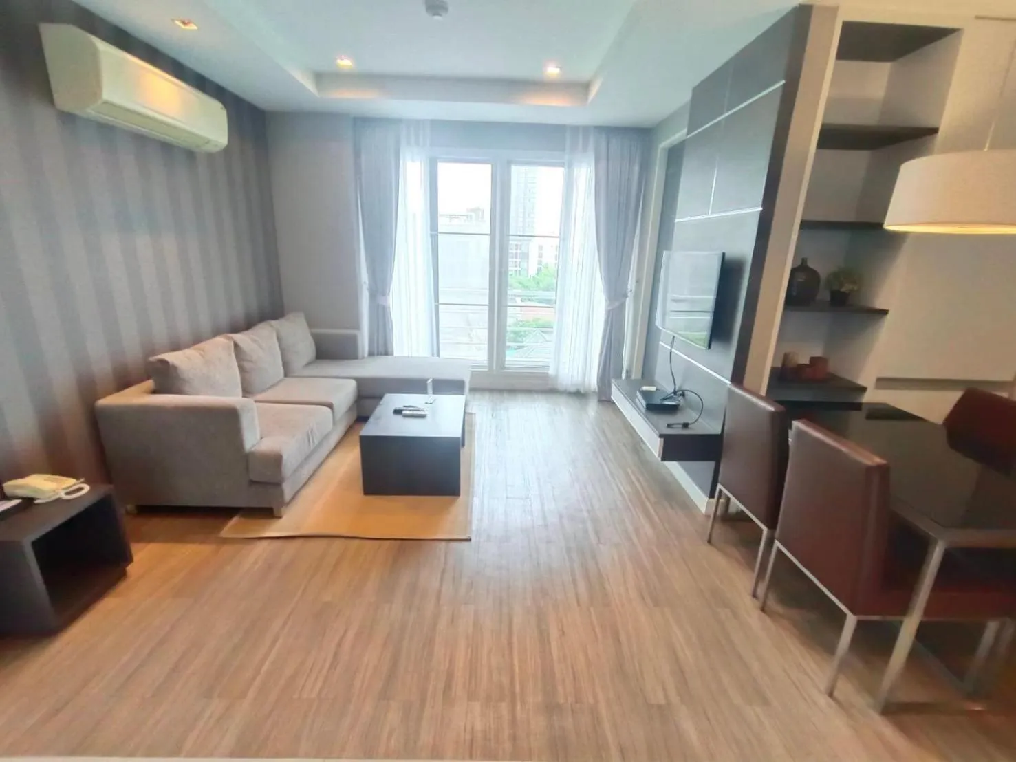 Living room in J Residence Thonglor 8