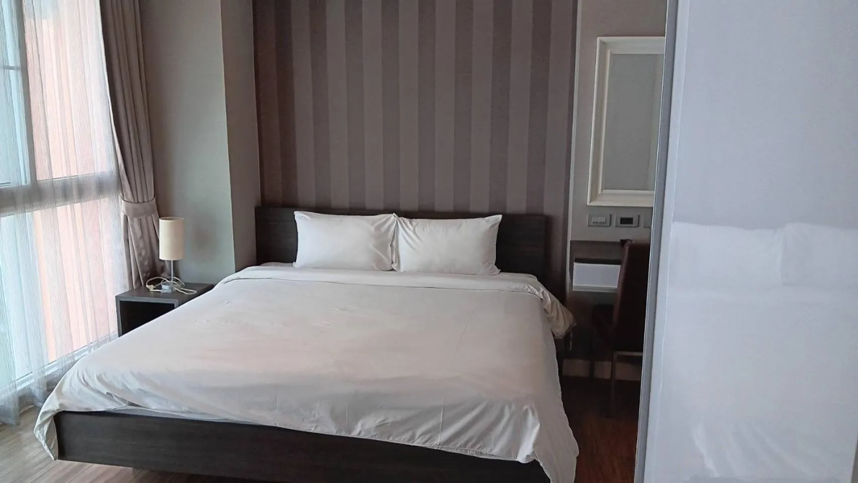 Bed in J Residence Thonglor 8