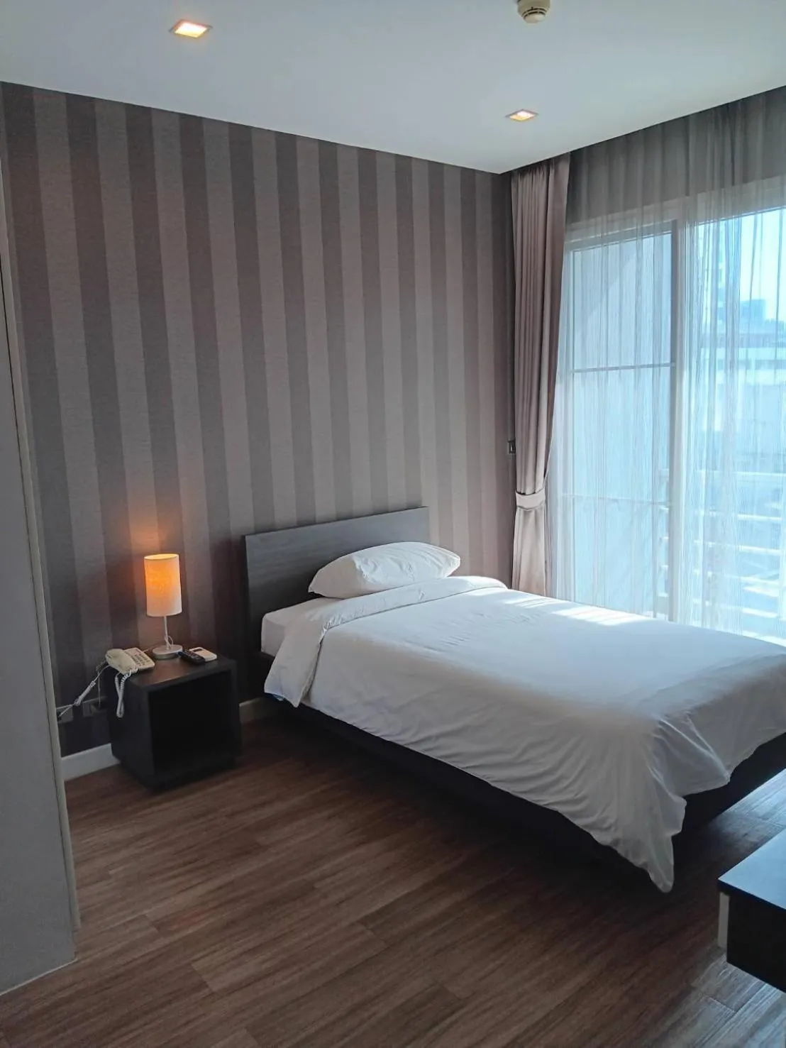 Bedroom, Bed in J Residence Thonglor 8