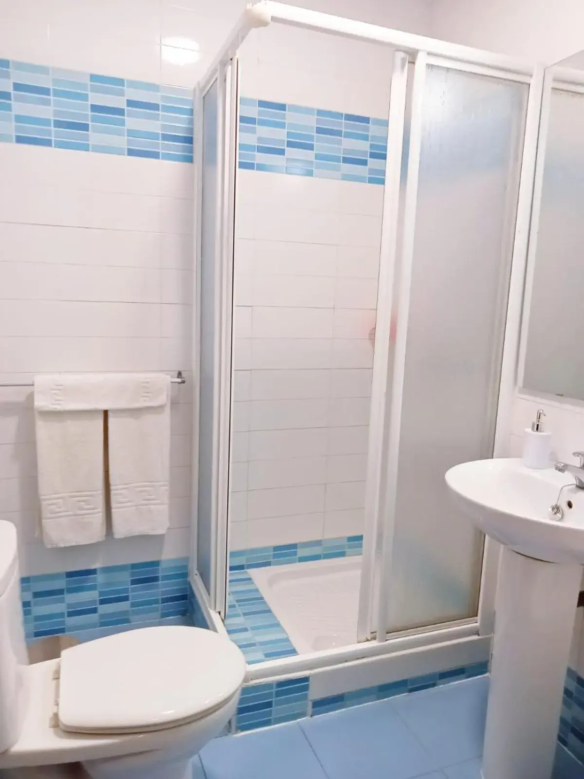 Double Room with Private Bathroom in Hotel Sol Sanlúcar Double Room with Private Bathroom in Hotel Sol Sanlúcar