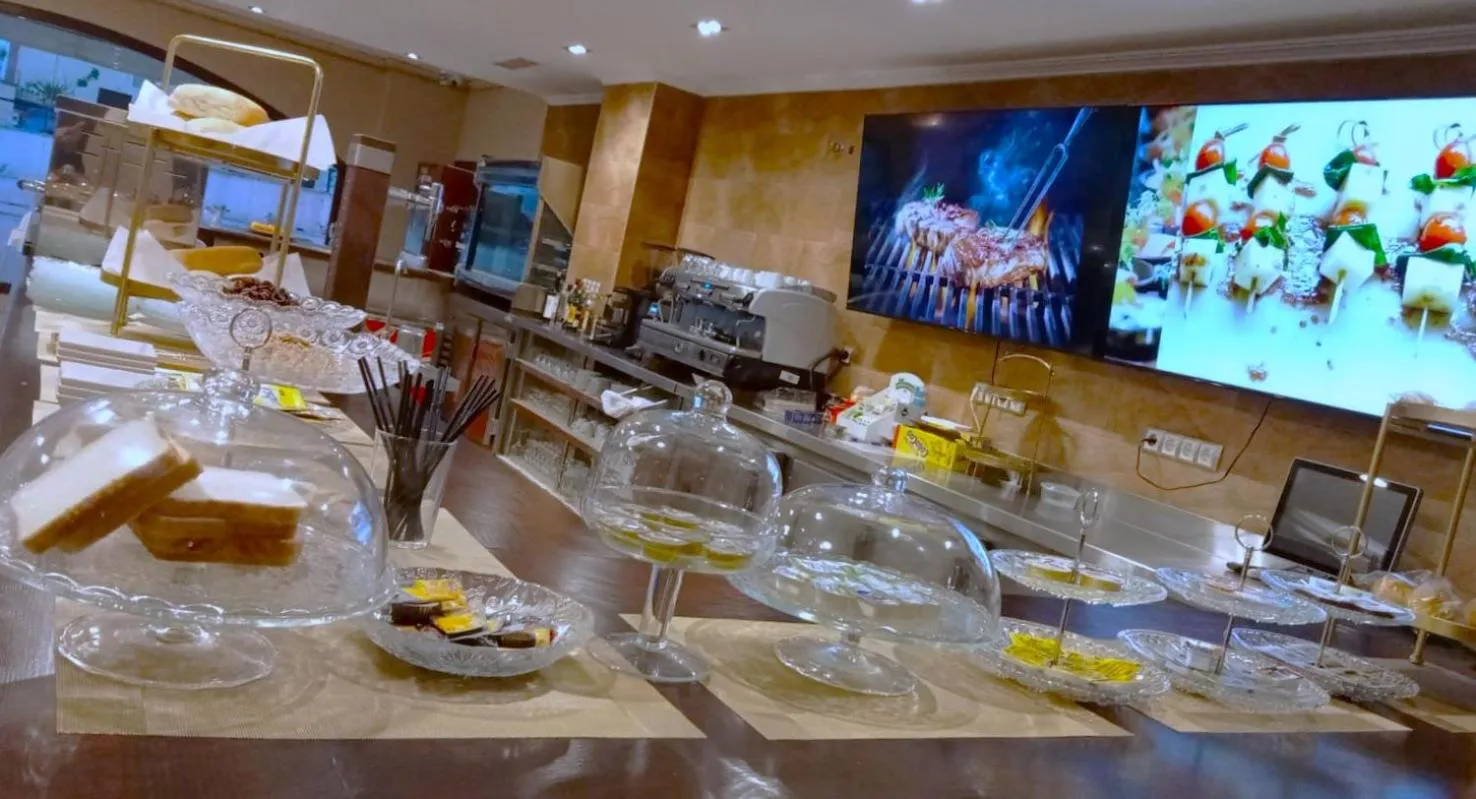 Restaurant/places to eat in Hotel Sol Sanlúcar