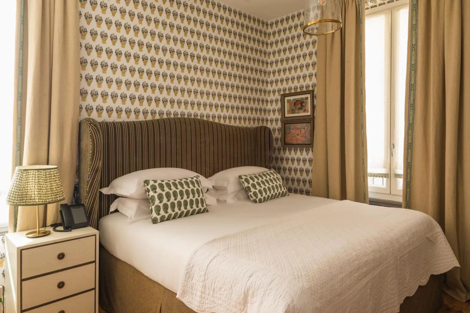 Photo of the whole room, Bed in Vmaison Brera Milano